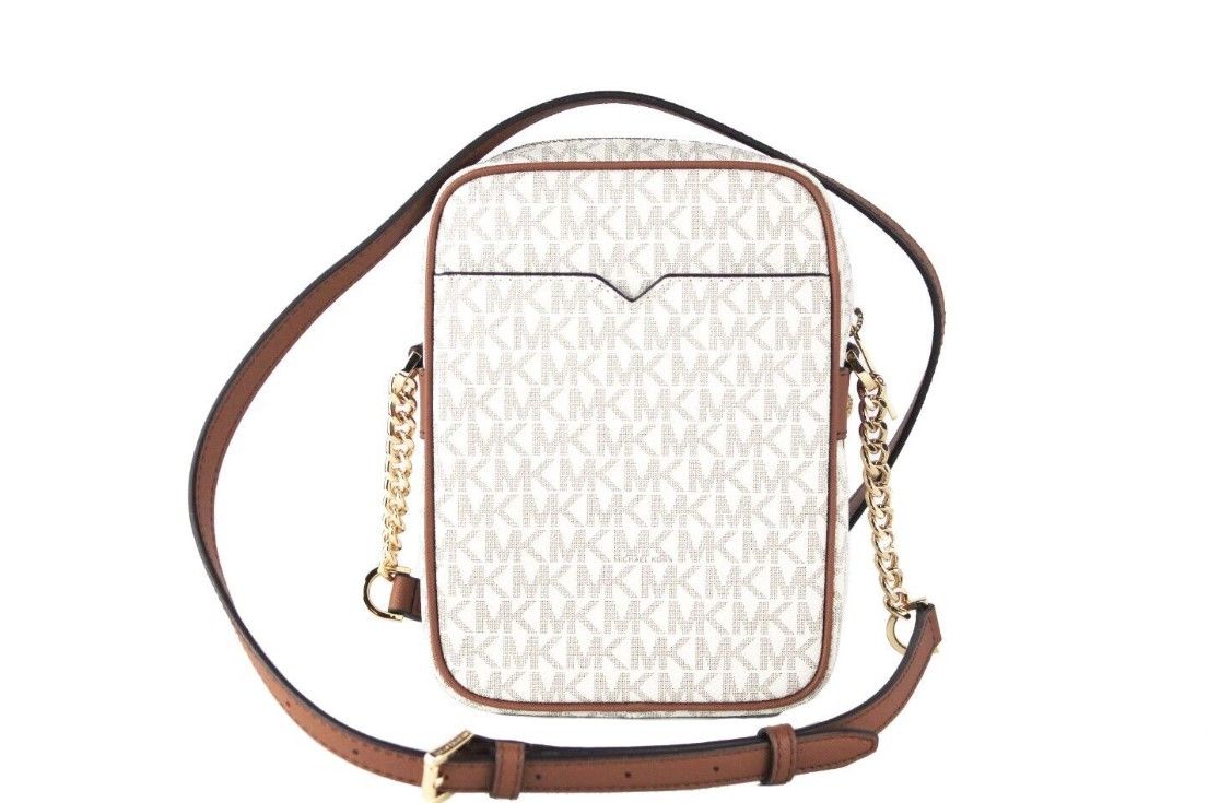 Jet Set Medium Vanilla PVC North South Chain Crossbody Handbag - ventzia