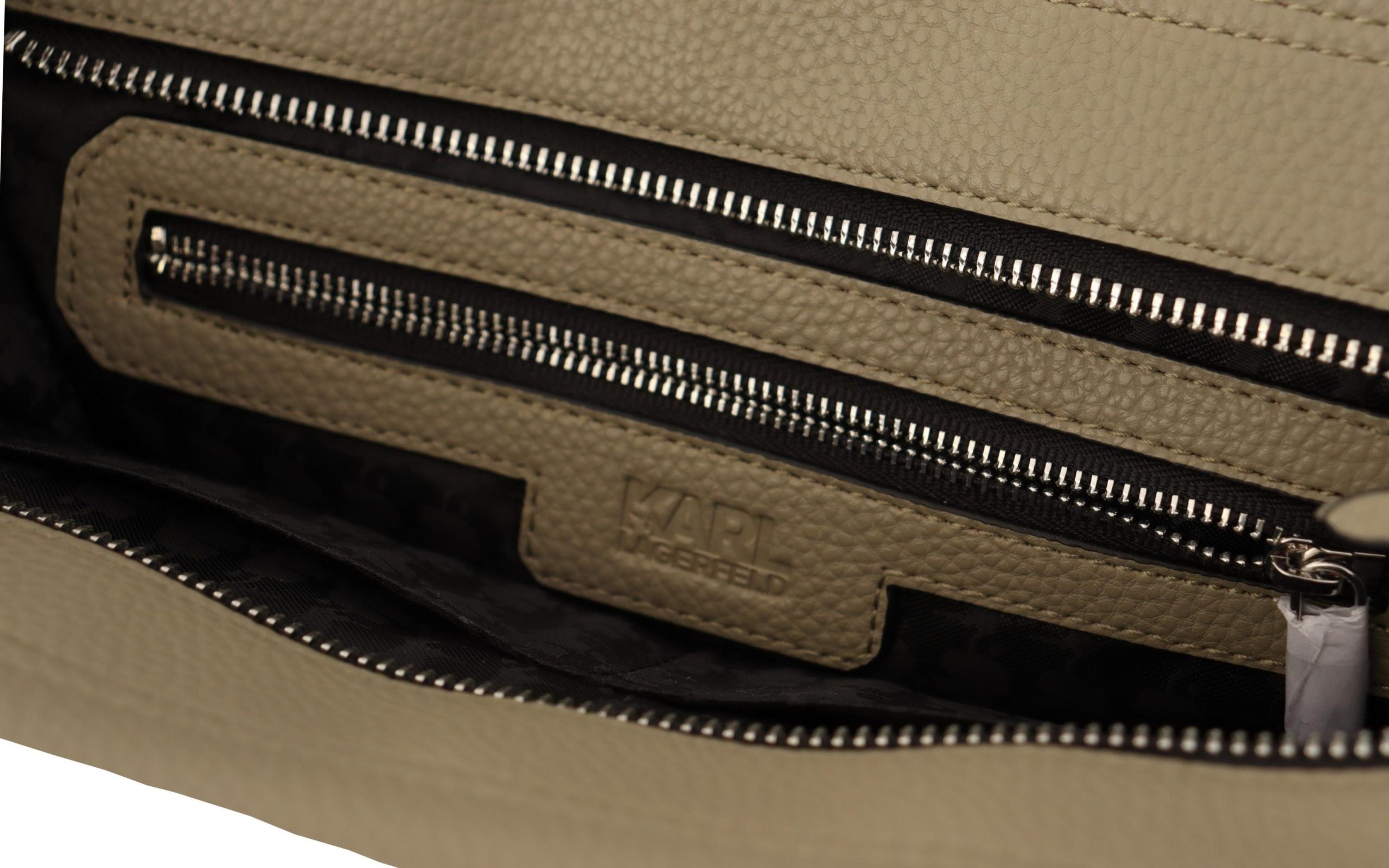 Enchanting Sage Green Leather Tote - ventzia