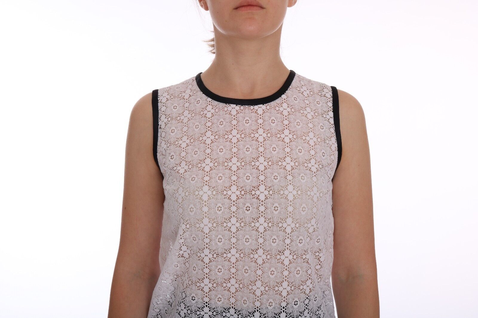 White Lace Floral Nylon Tank T-shirt - ventzia