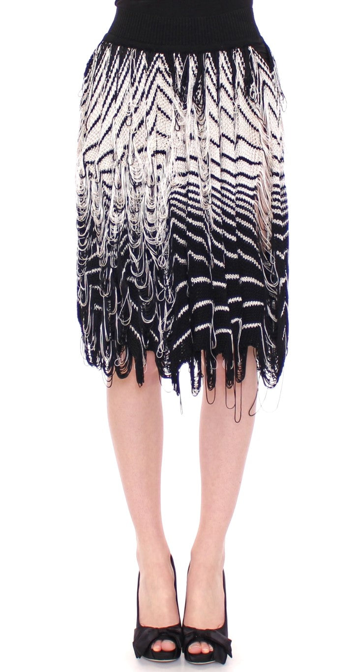 Chic Black & White Knitted Skirt - ventzia
