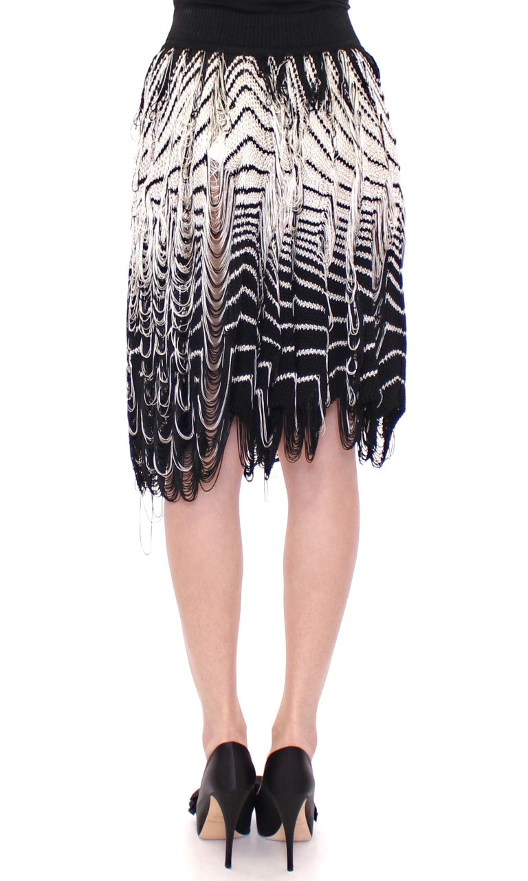 Chic Black & White Knitted Skirt - ventzia
