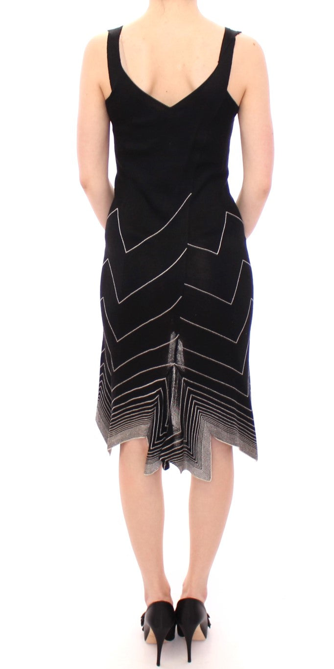 Chic Monochrome Knitted Dress - ventzia