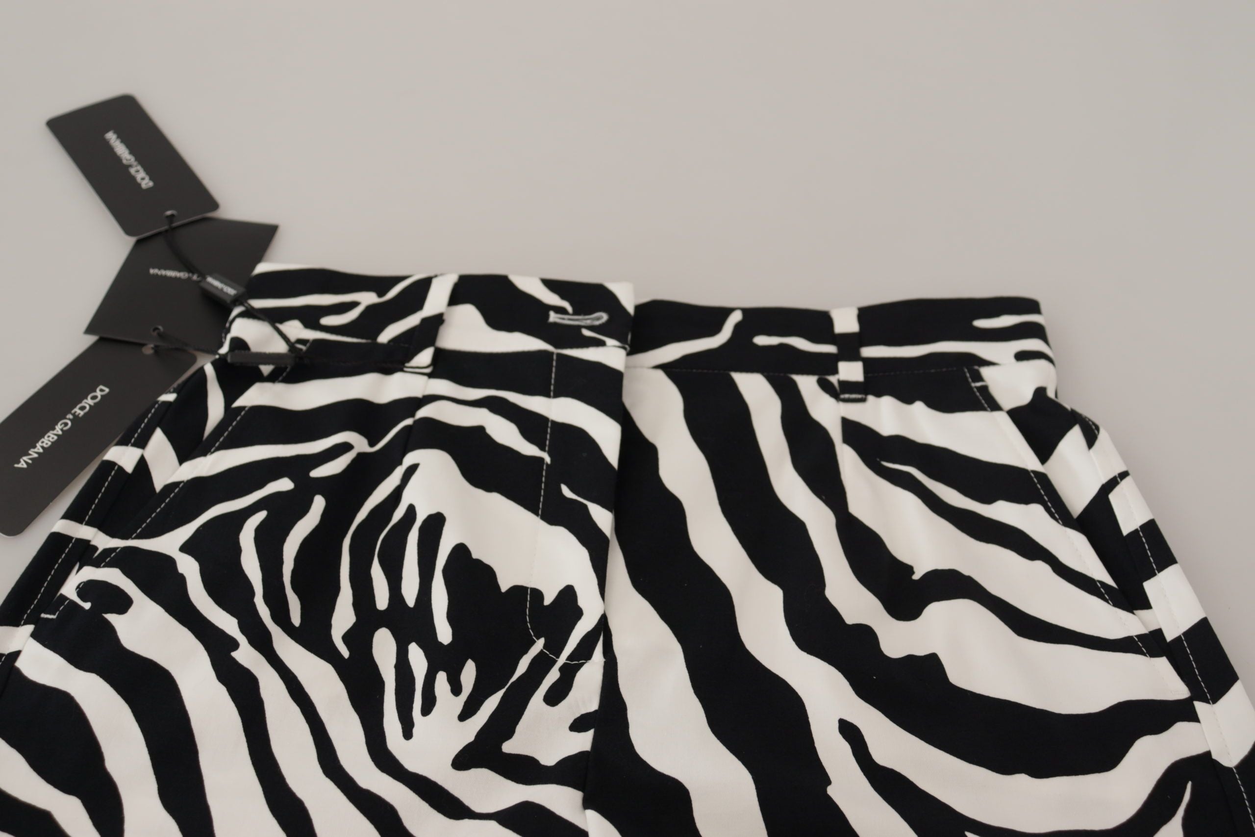 Black White Cotton Stretch Hot Pants Shorts - ventzia
