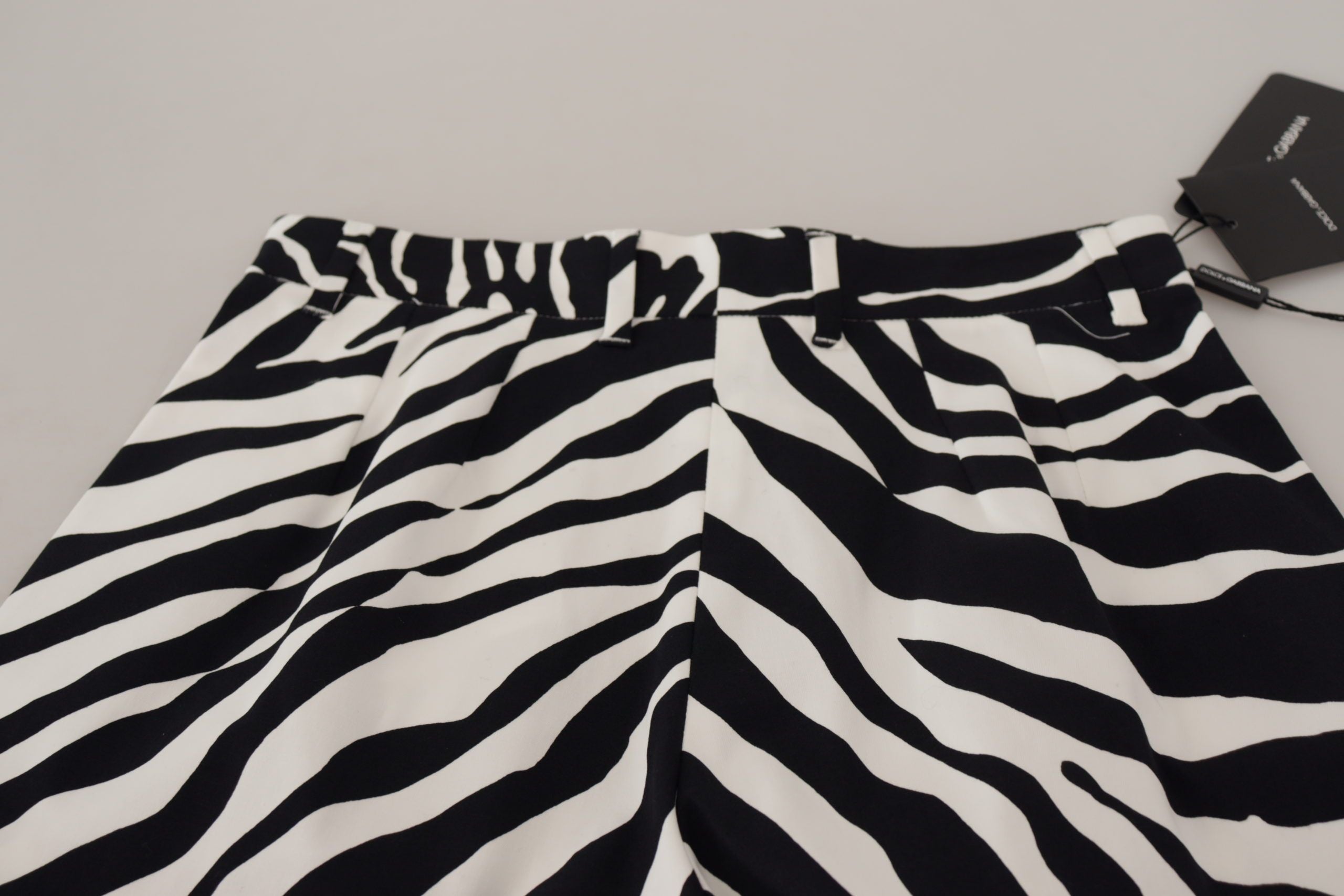 Black White Cotton Stretch Hot Pants Shorts - ventzia