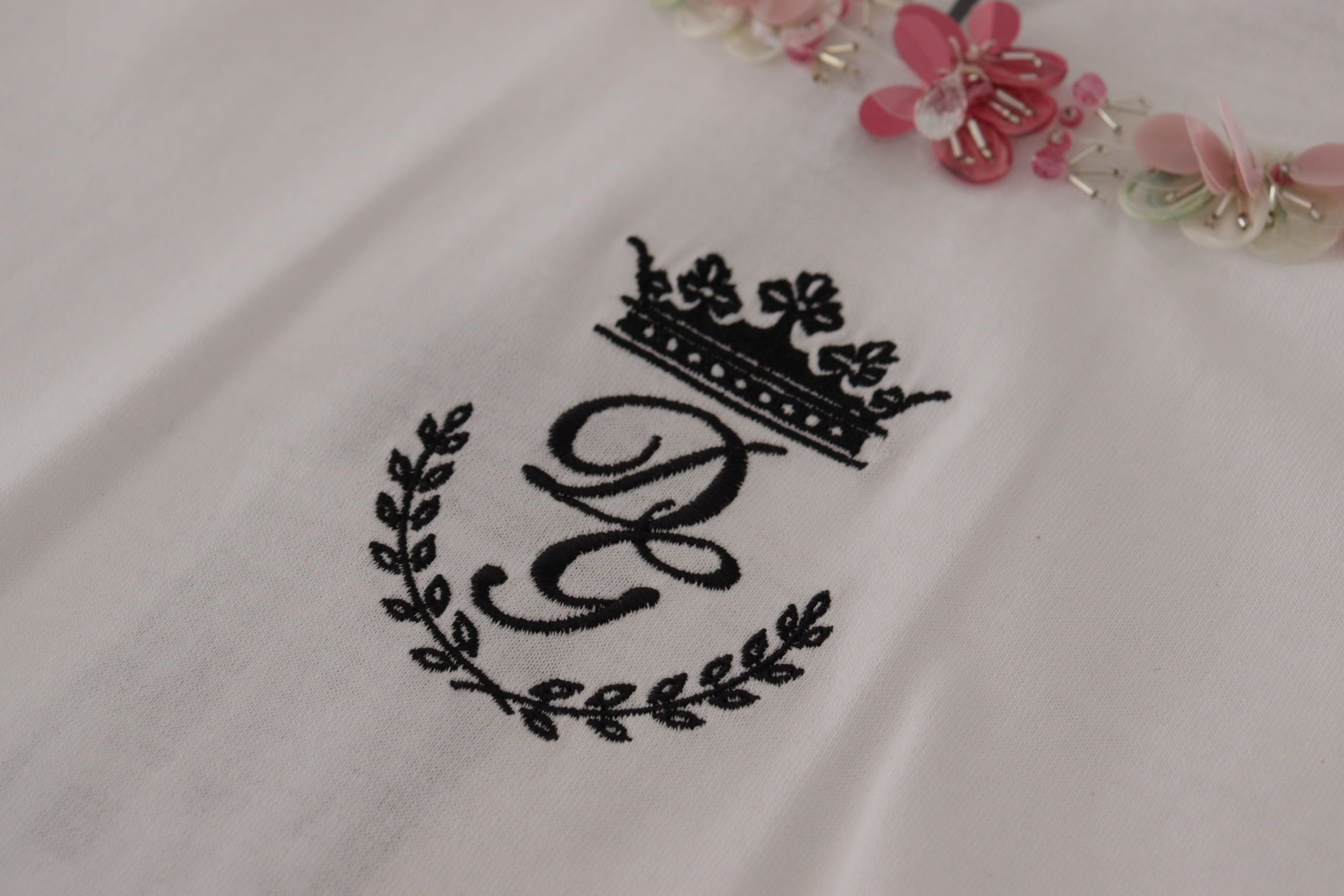 White DG Crown Floral Sequin T-shirt - ventzia