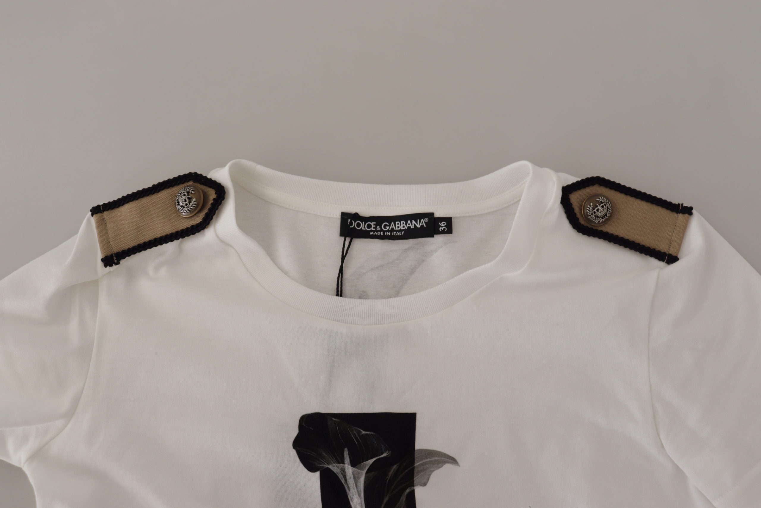 White Black Roses Crewneck Cotton T-shirt - ventzia