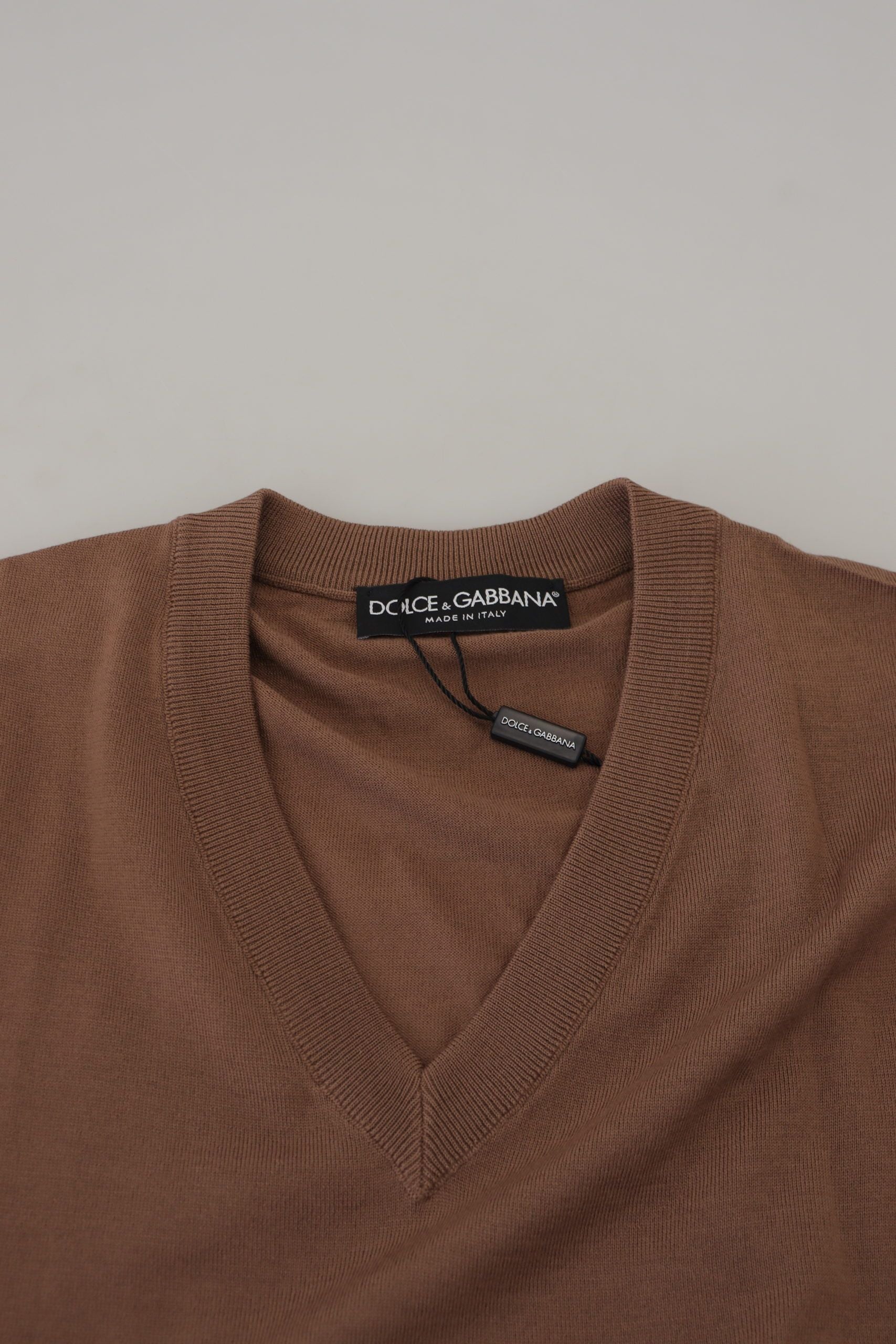 Brown Wool Men V-neck Pullover Sweater - ventzia