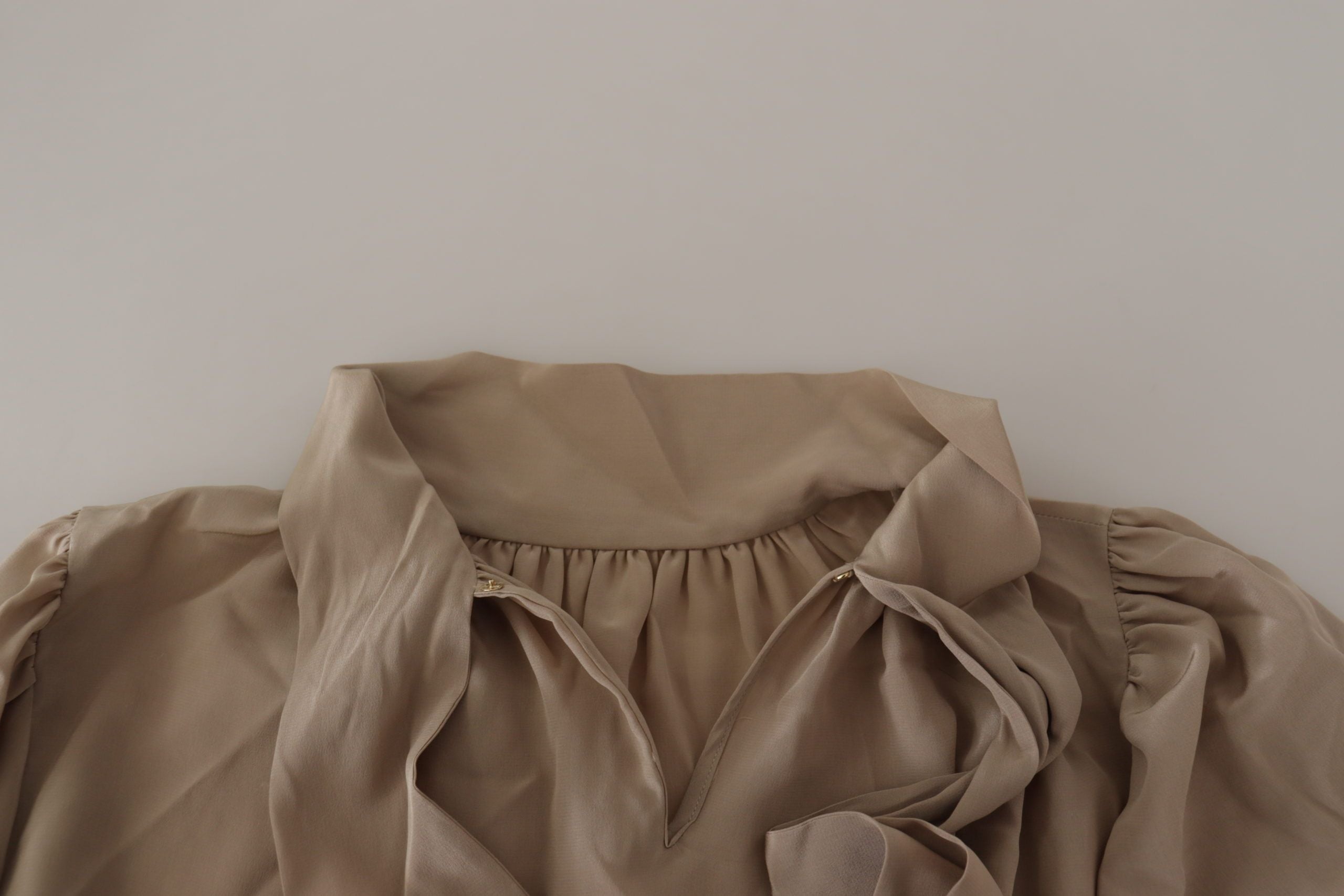 Brown Waistband Sleeves Ascot Collar Top Blouse - ventzia
