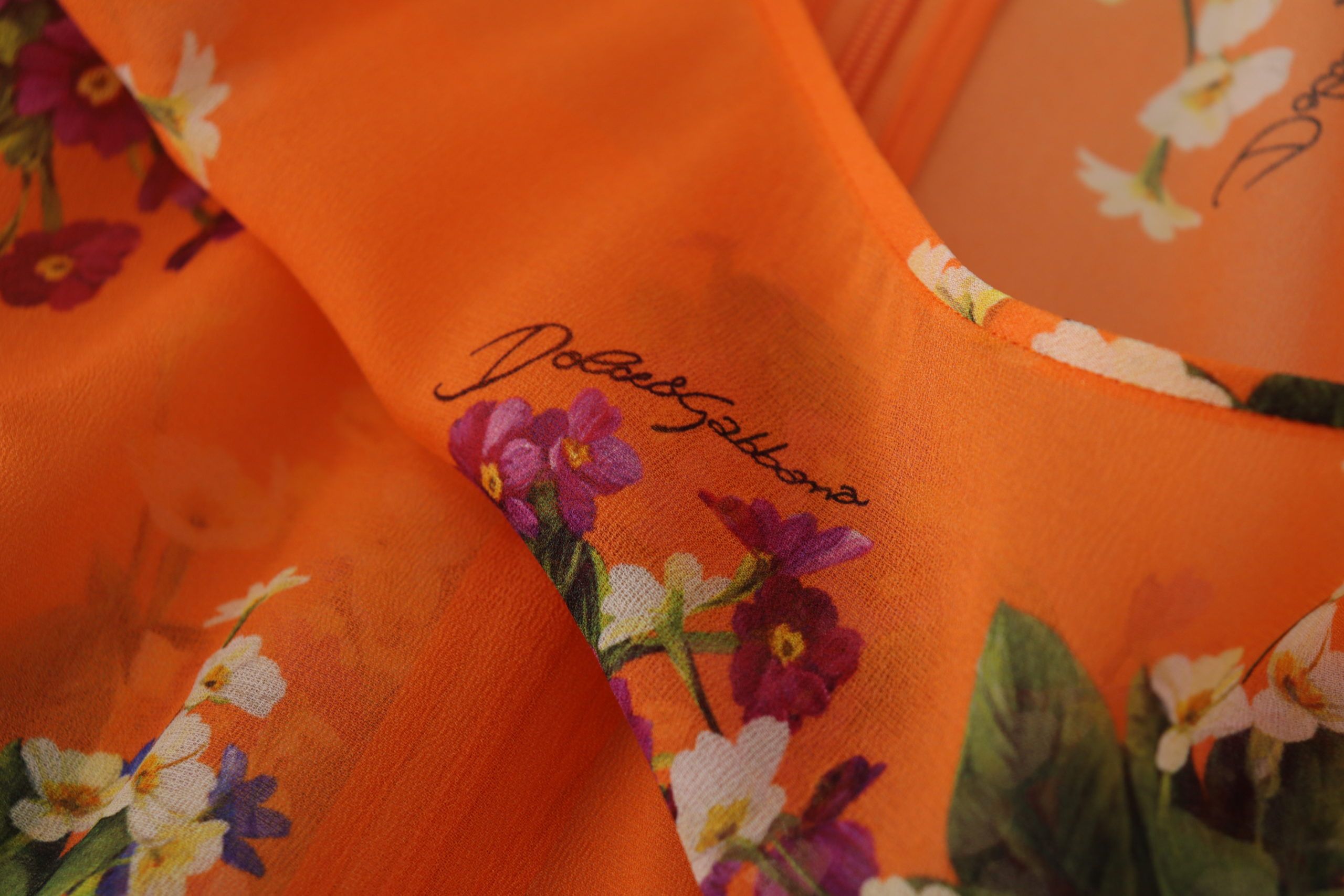 Orange Floral Print Long Sleeve Blouse - ventzia