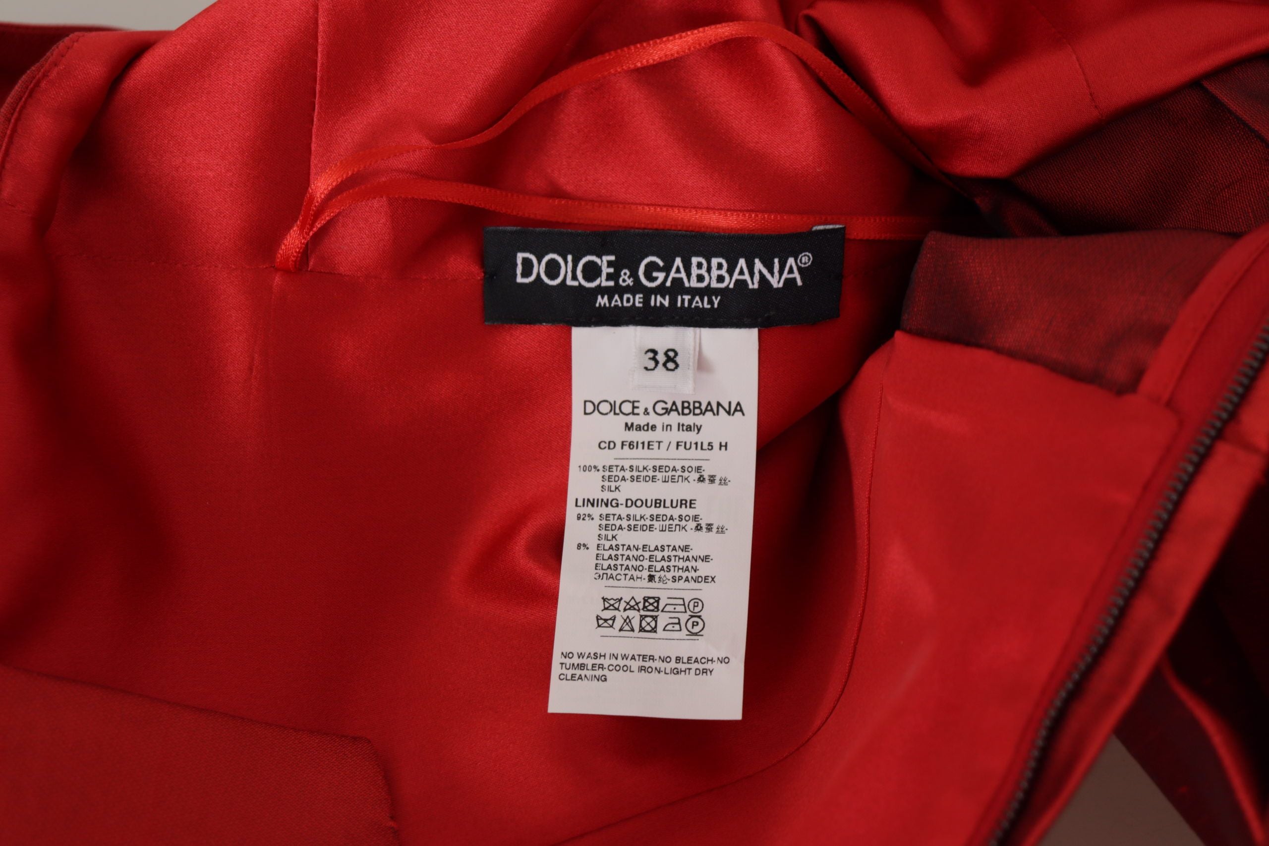 Red A-line Pleated Satin Silk Dress - ventzia