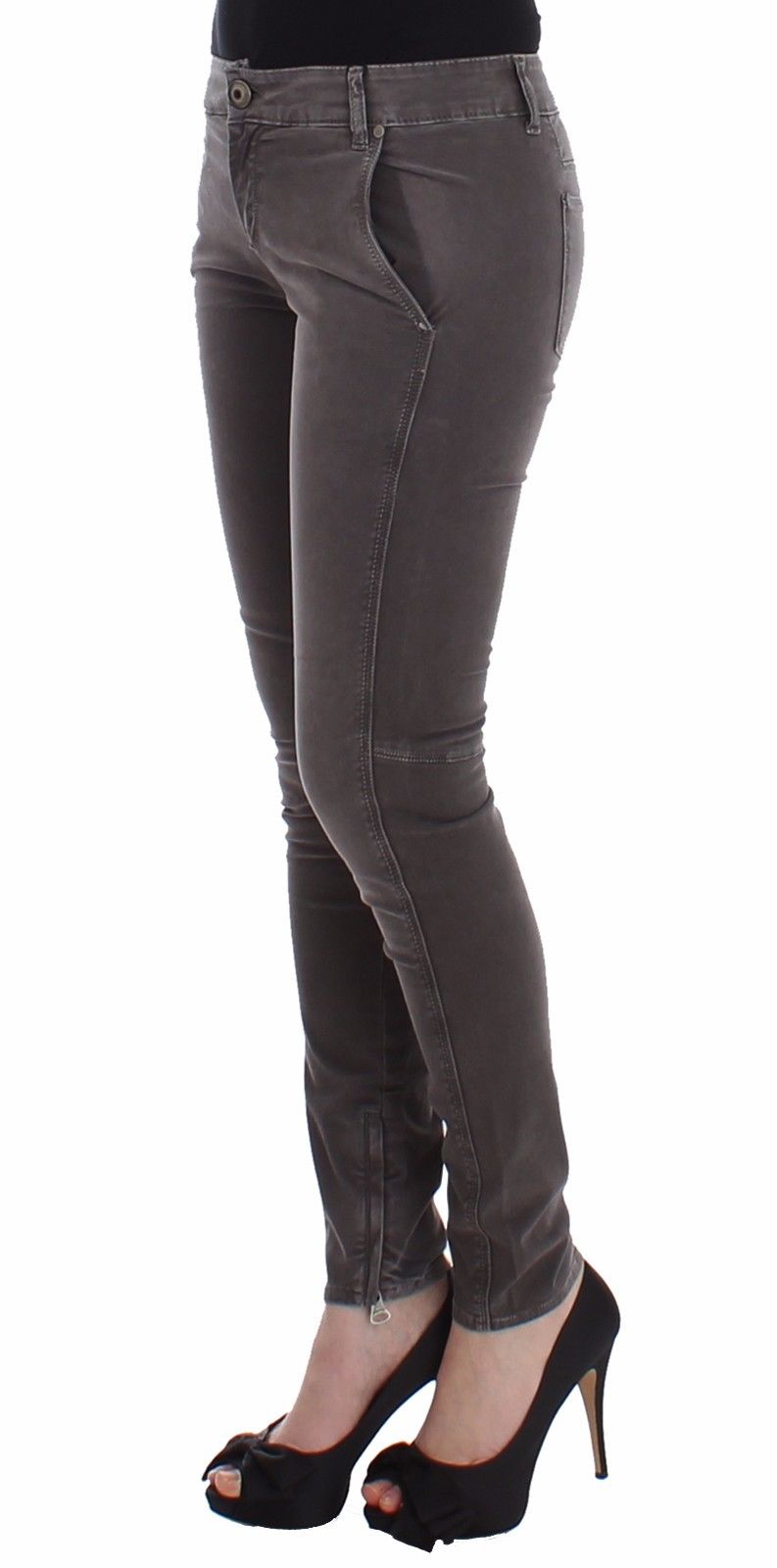 Chic Gray Slim Leg Jeans - Elegance Meets Comfort - ventzia