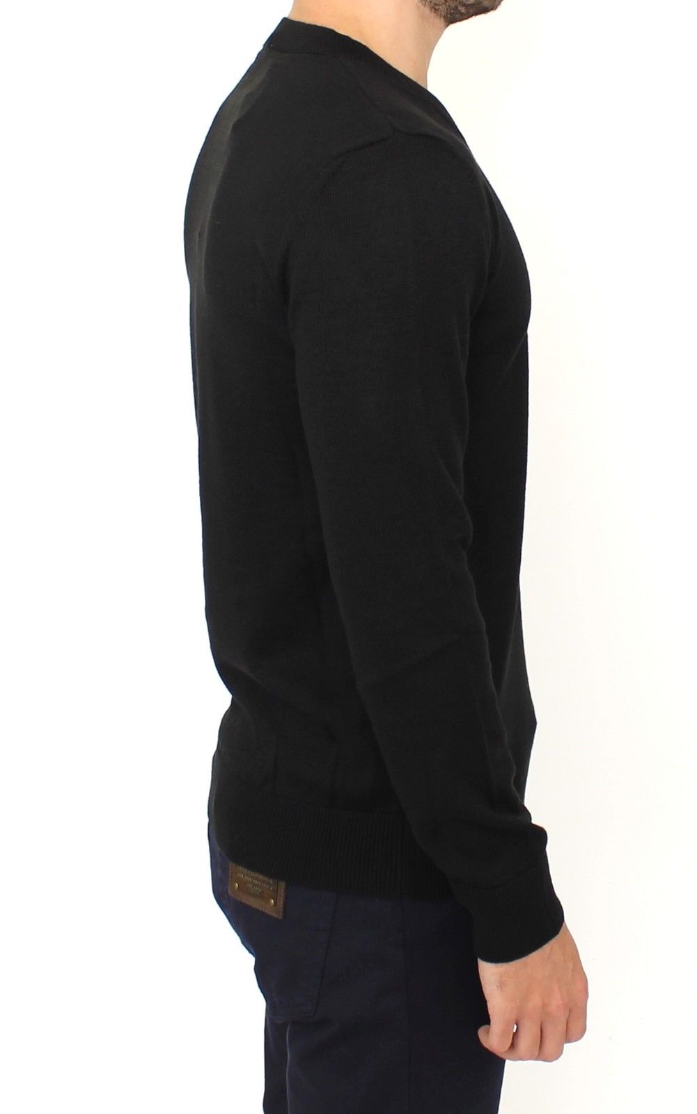 Elegant Black V-Neck Wool Blend Sweater - ventzia
