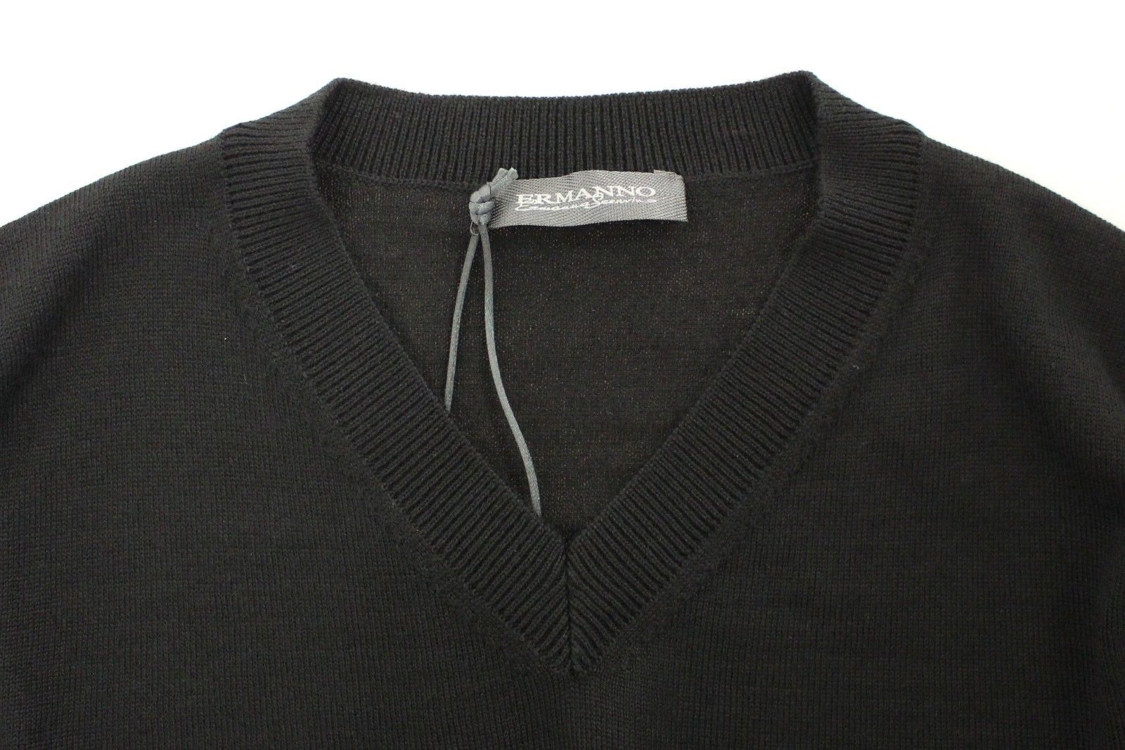 Elegant Black V-Neck Wool Blend Sweater - ventzia