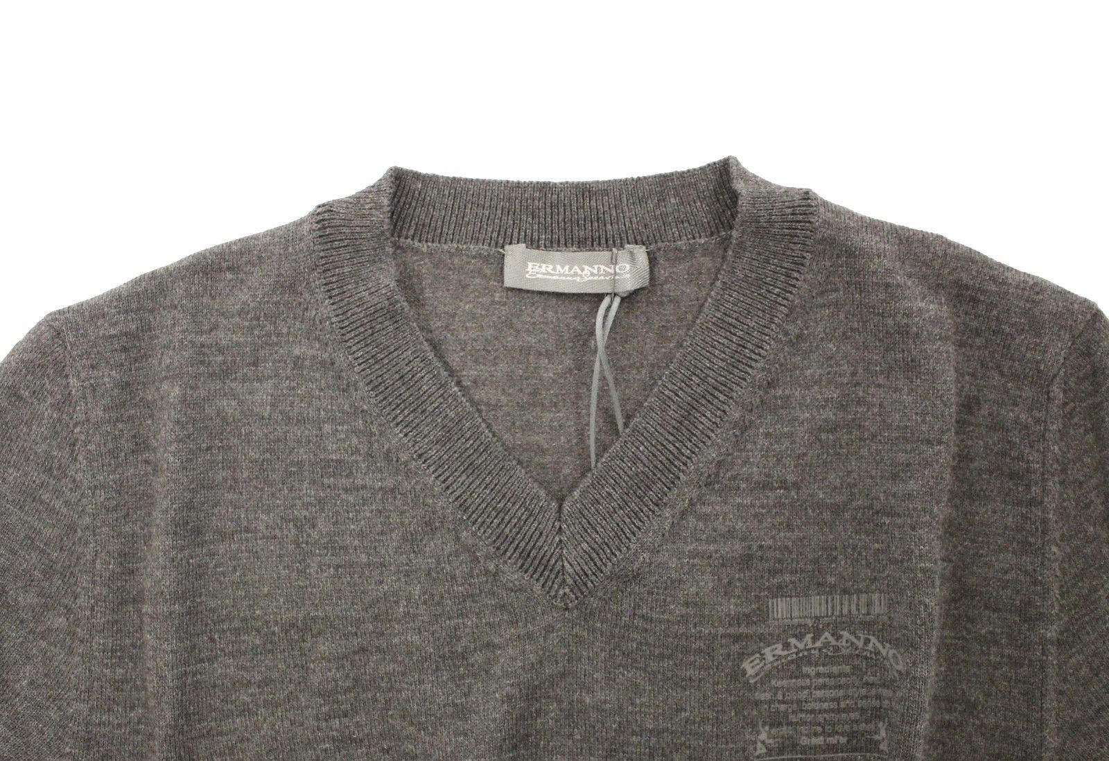 Chic Gray V-Neck Wool Blend Pullover Sweater - ventzia