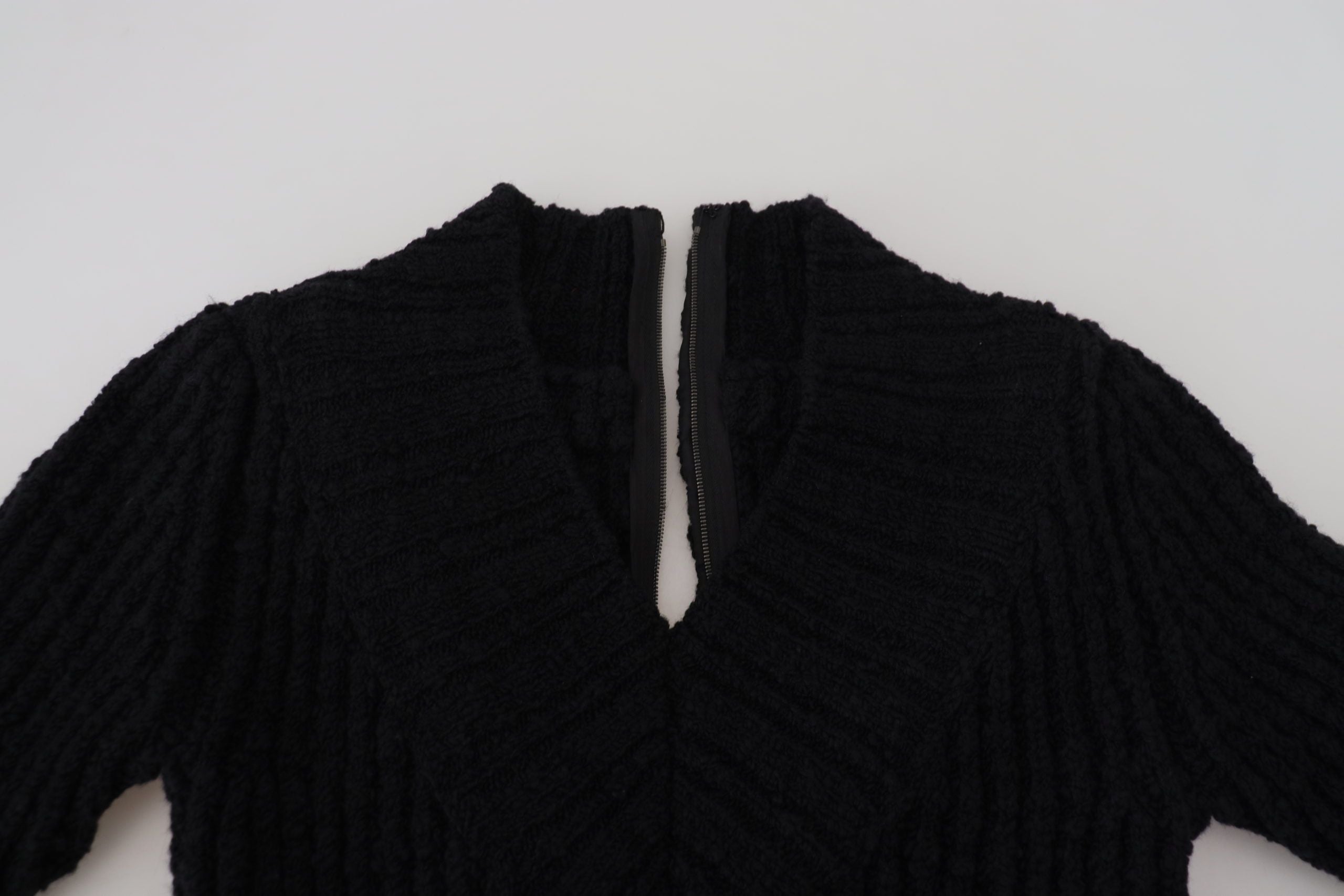 Black Wool Knitted Sheath Sweater Dress - ventzia