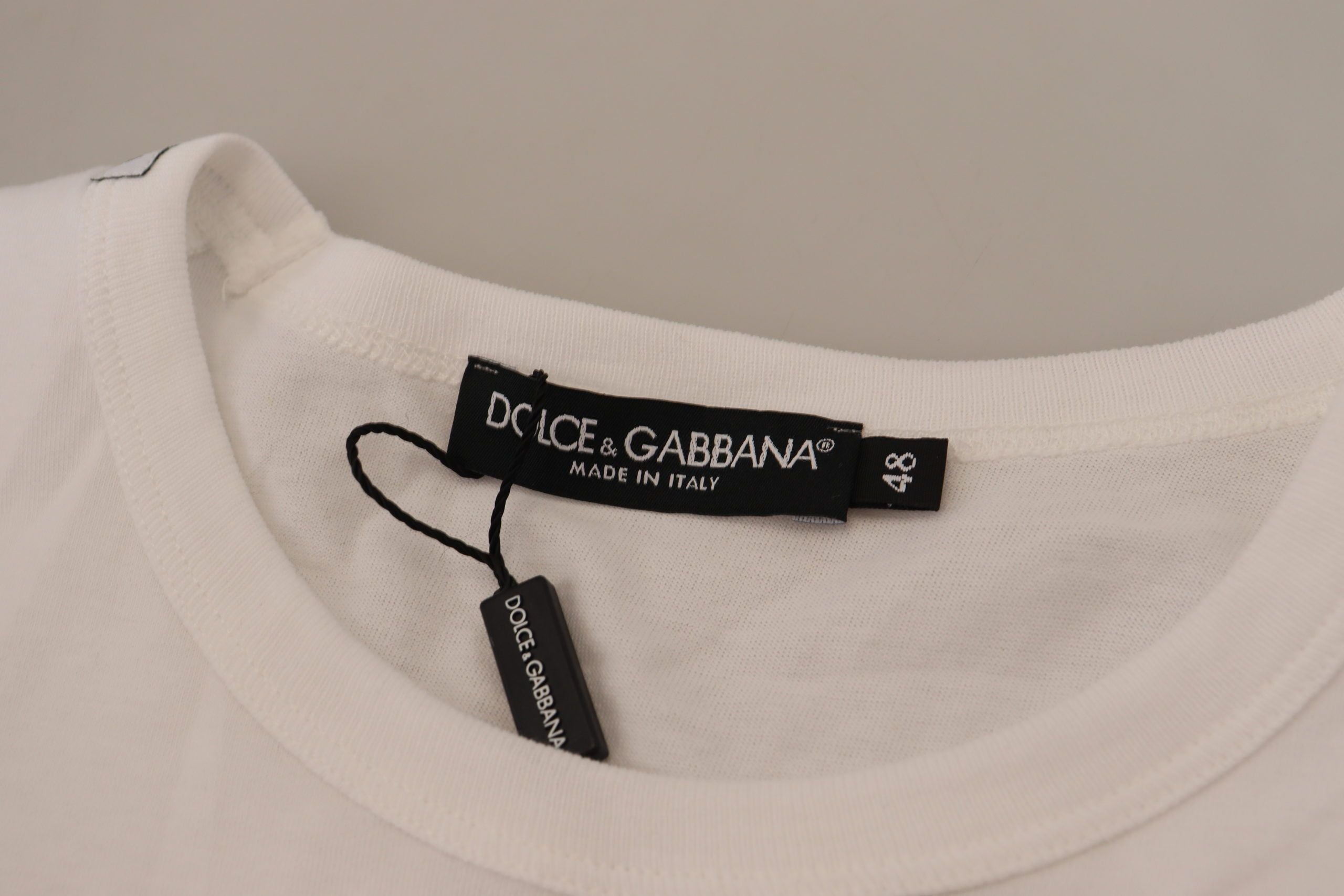 White Flap Pocket Short Sleeves T-shirt - ventzia