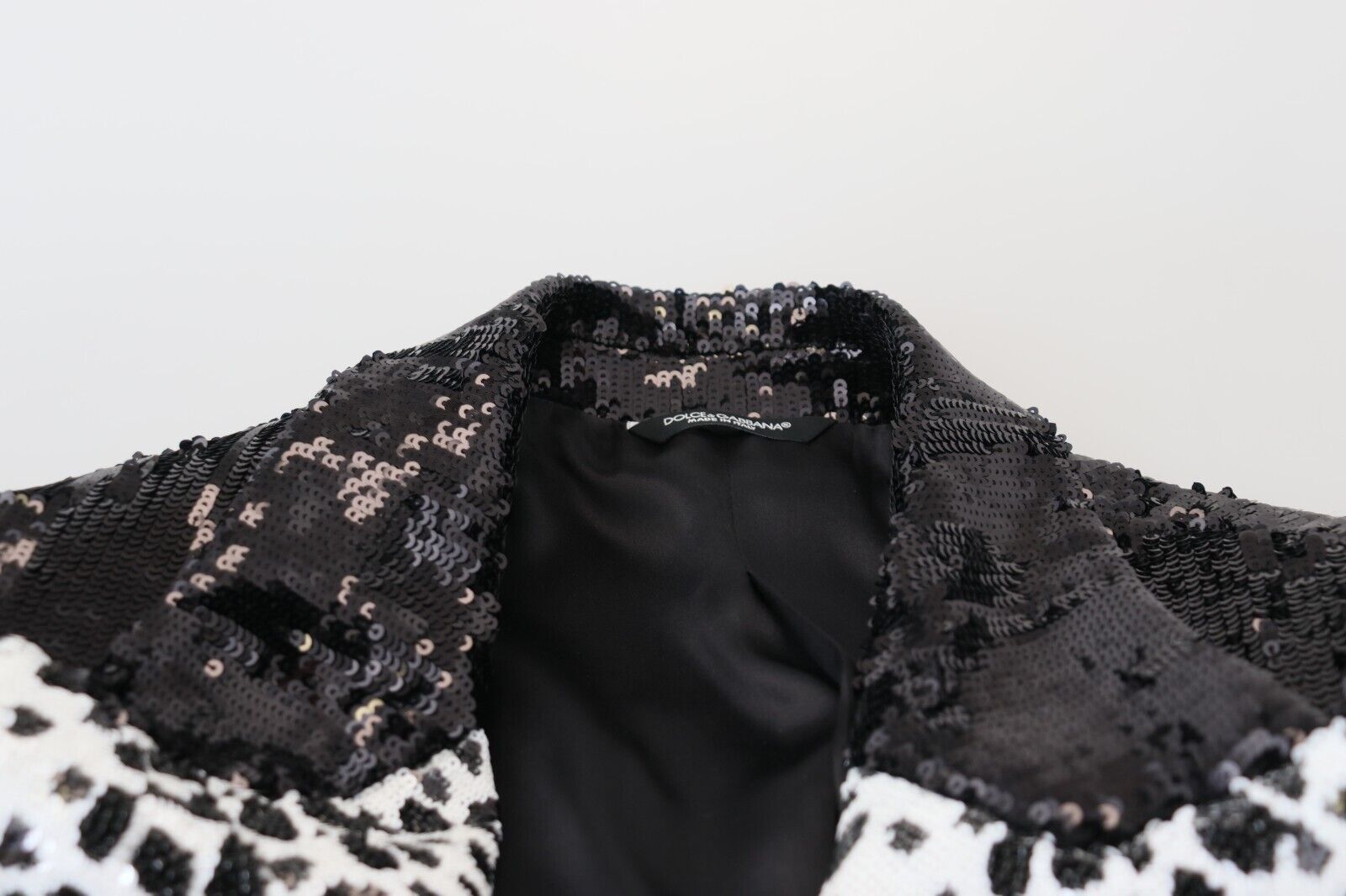 Black Sequined Cow Pattern Nylon Blazer - ventzia