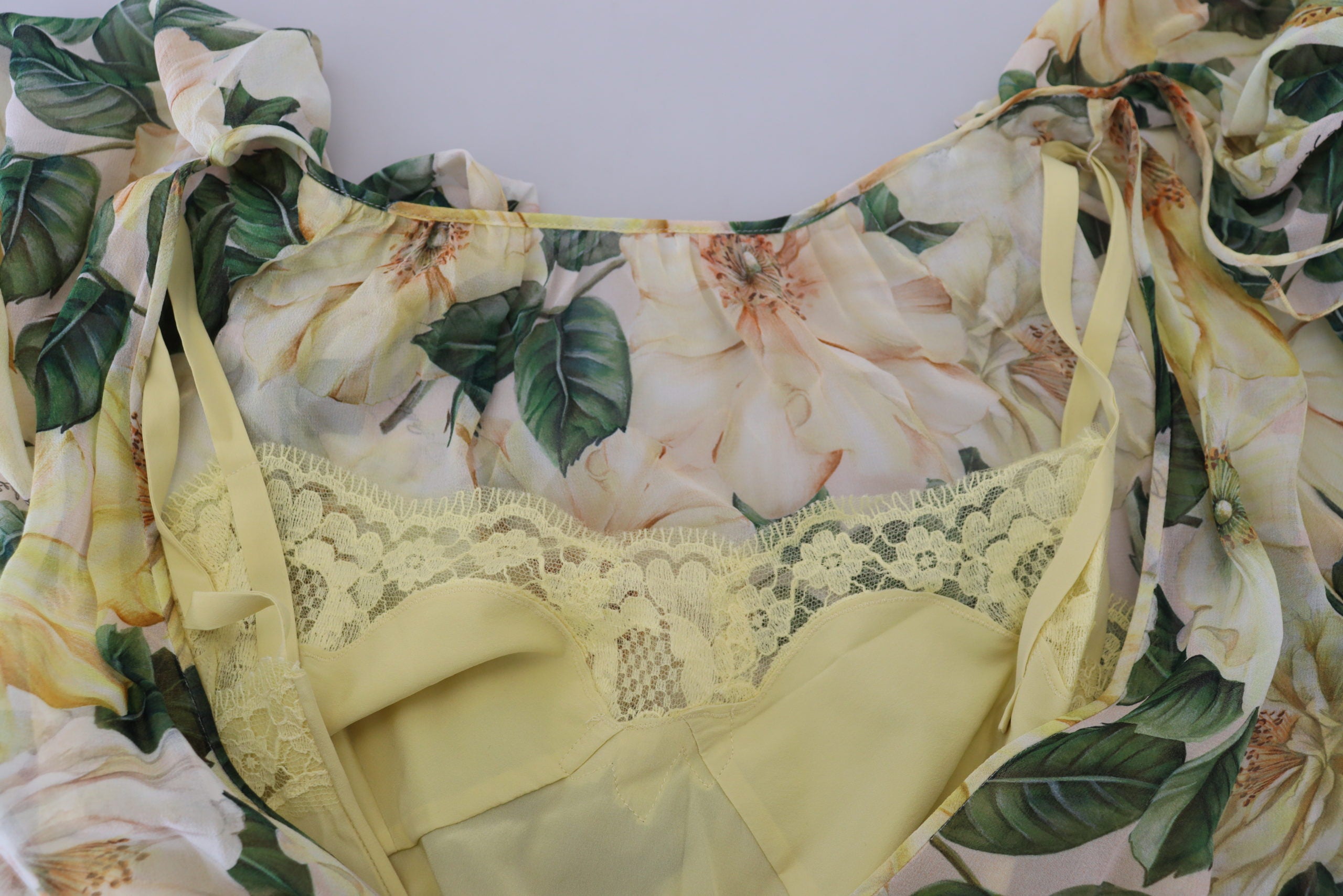 Yellow Floral Print Pleated Maxi Silk Dress - ventzia
