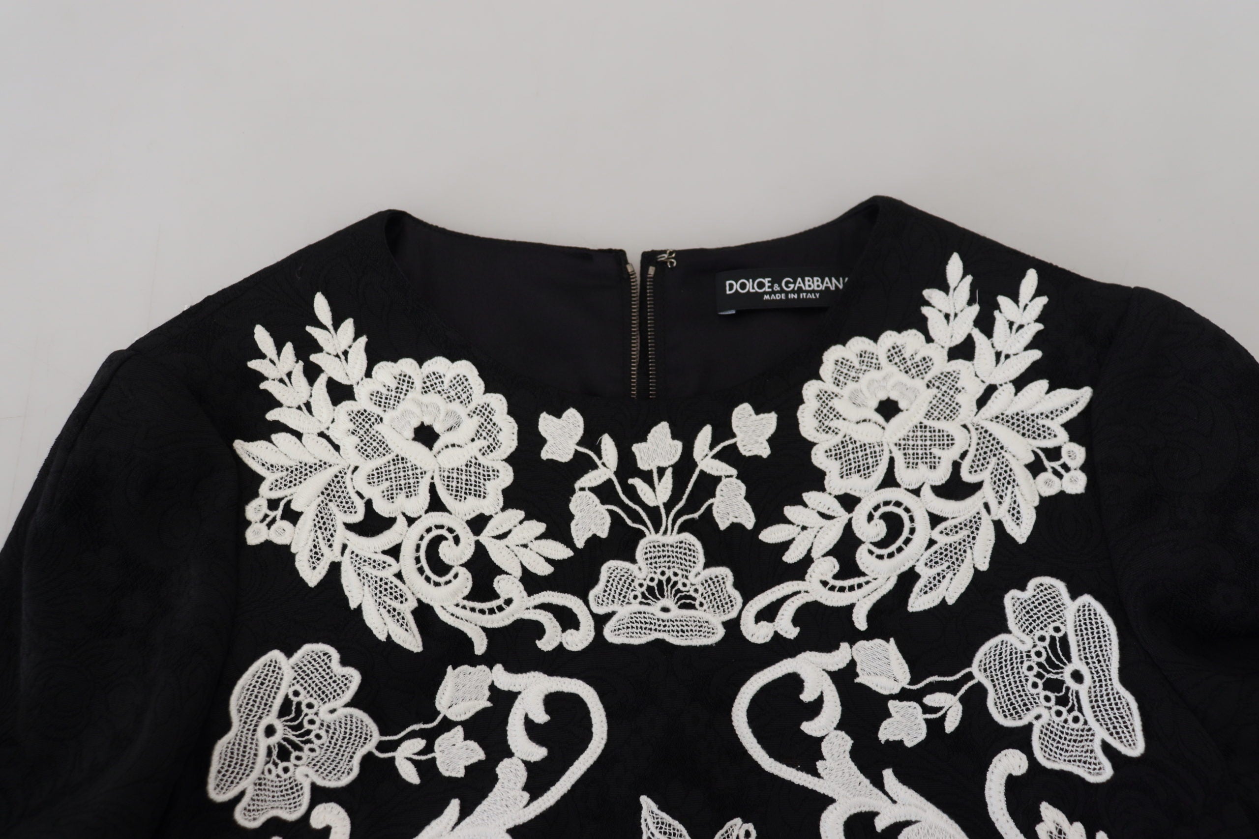 Black Lace Trim Half Sleeves A-line Dress - ventzia
