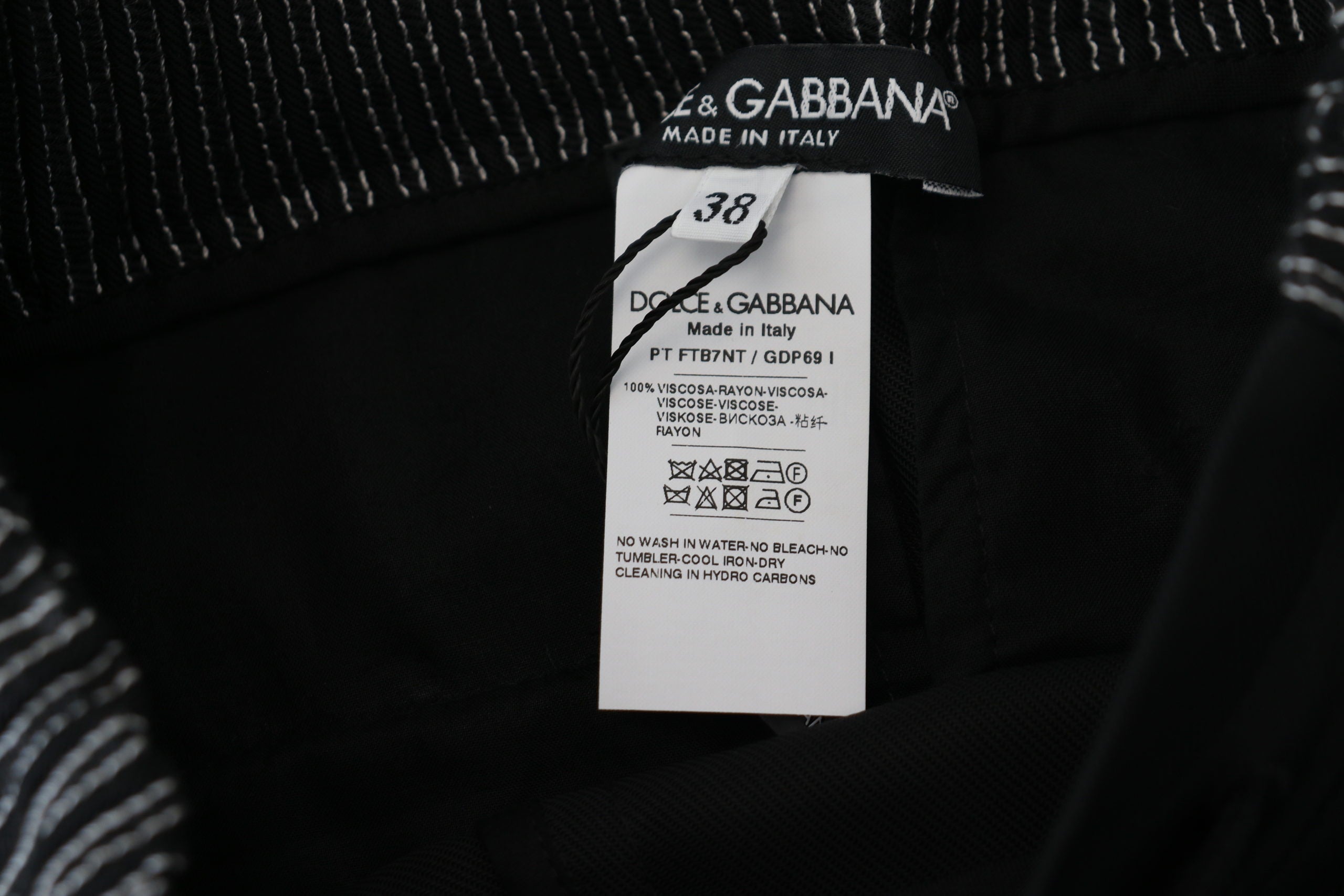 Black Straight Fit Cotton Pants - ventzia