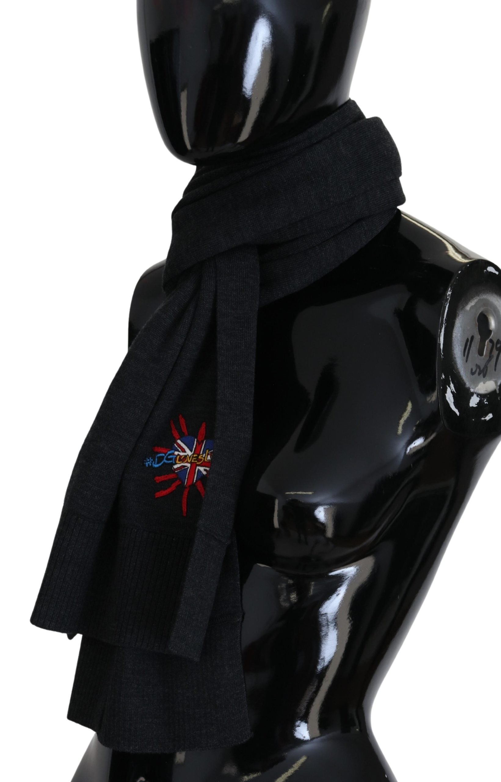 Black Sacred Heart #DGLovesLondon Wrap Scarf - ventzia