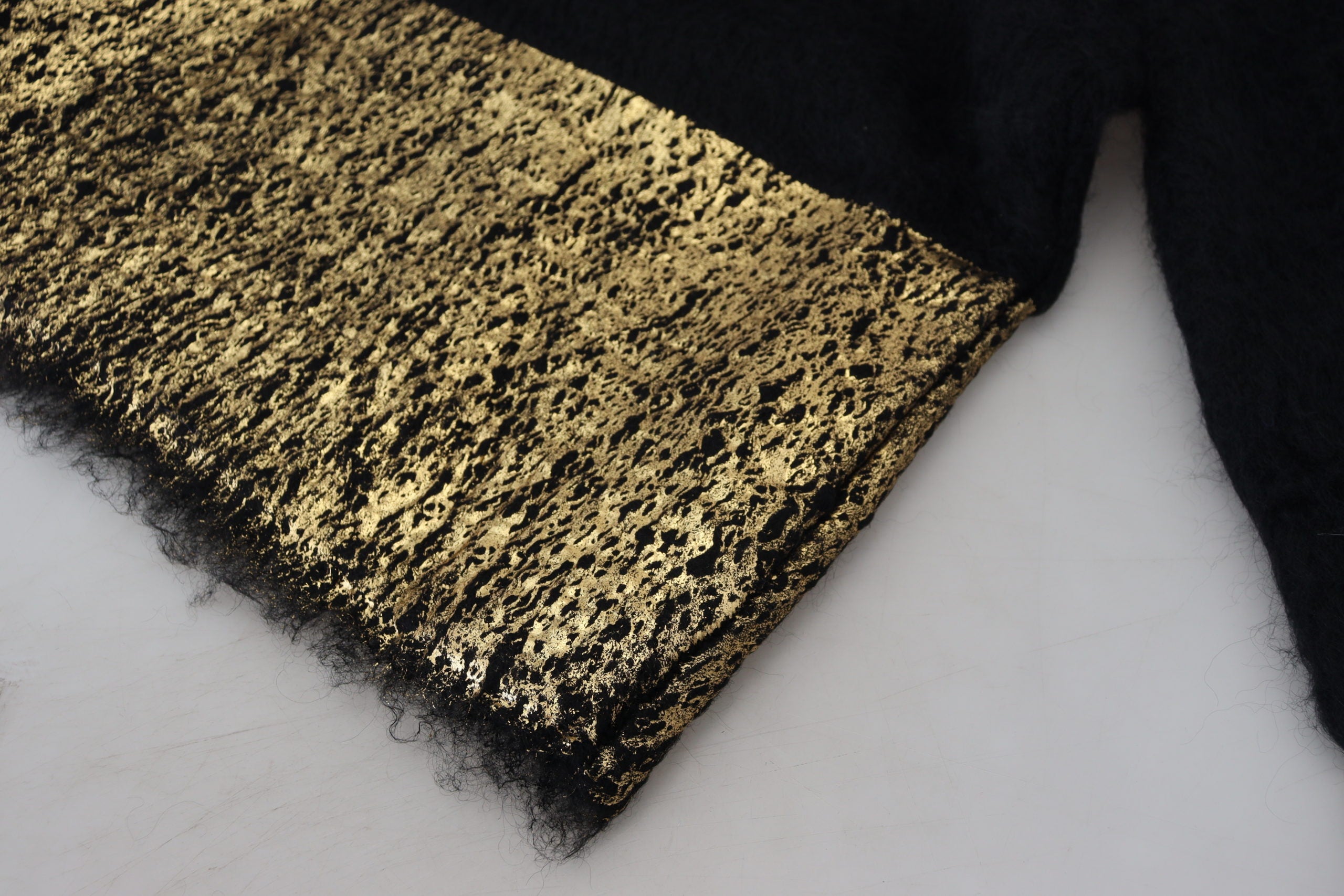 Black Gold Turtleneck Mohair Pullover Mens Sweater - ventzia