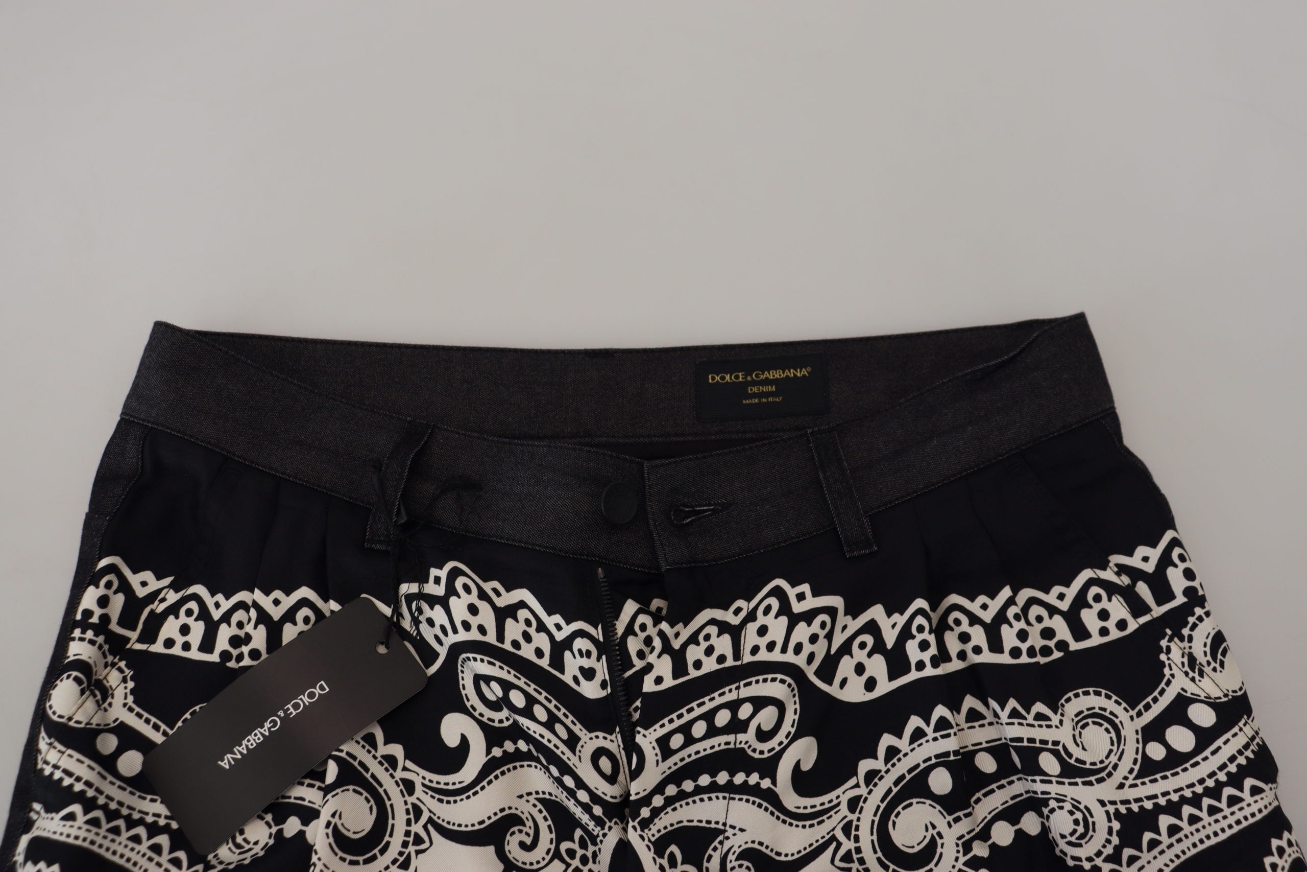 Black Silk Bandana Print Pants - ventzia