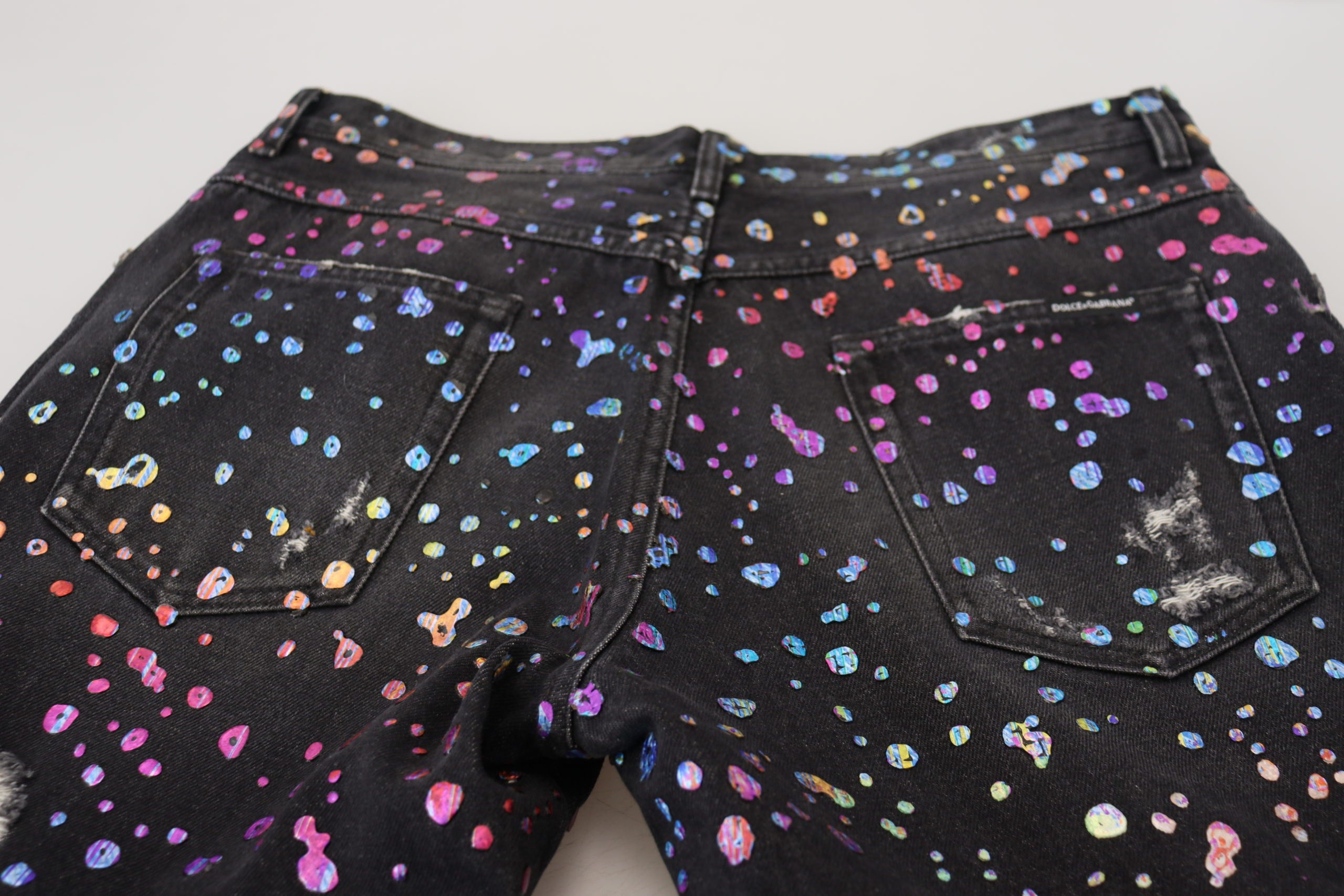 Black Multicolor Print Tattered Denim Jeans - ventzia