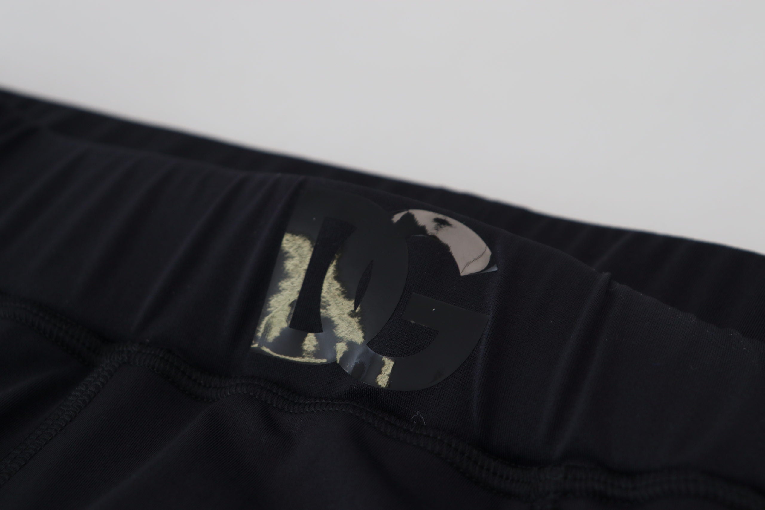 Black Nylon Slim Fit Stretch Pants - ventzia