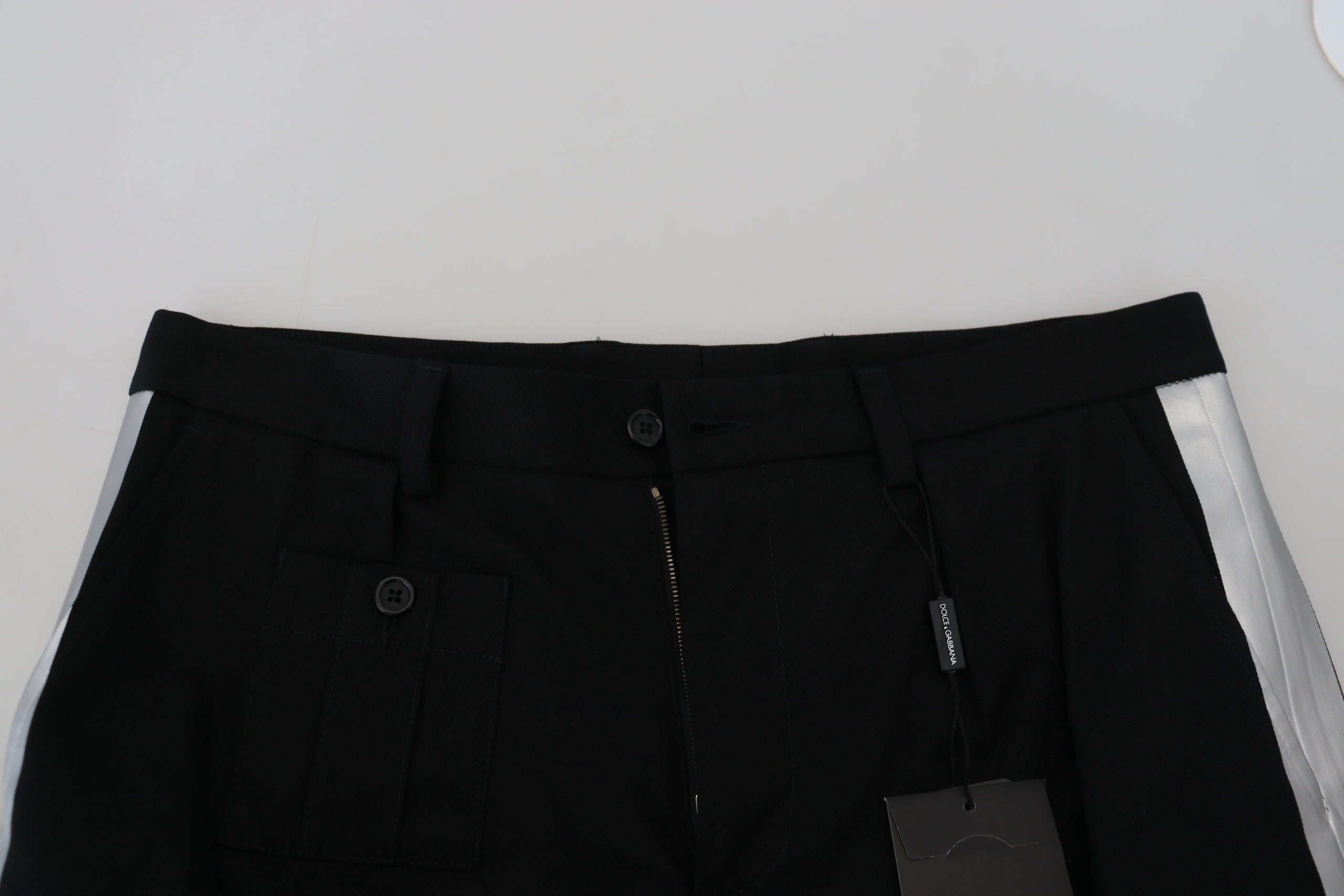 Black Bermuda Cargo Casual Shorts - ventzia
