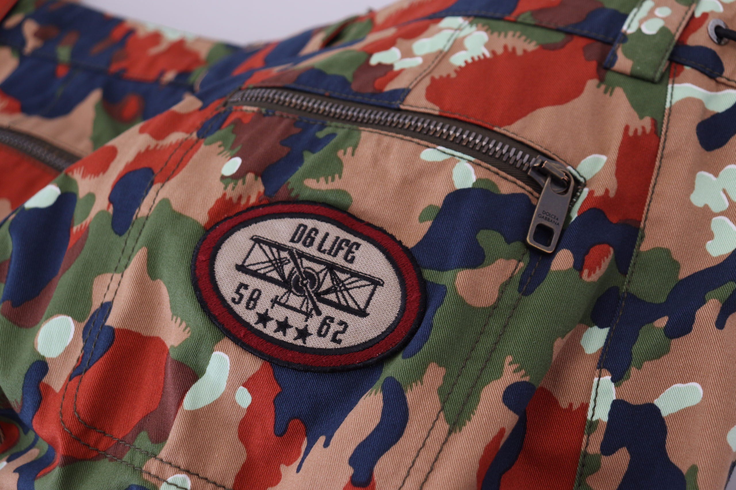 Multicolor Cotton Camouflaged Cargo Shorts - ventzia