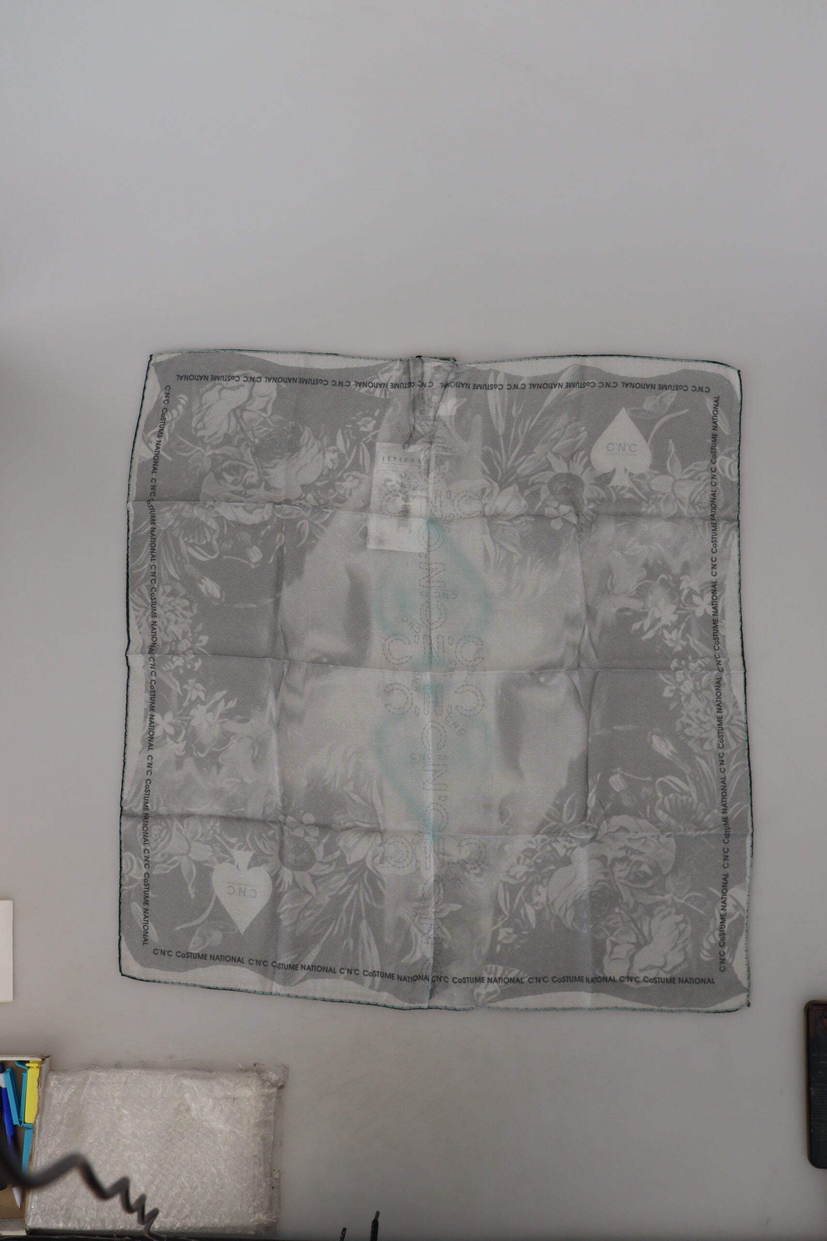 Gray Print Shawl Foulard Branded Scarf - ventzia