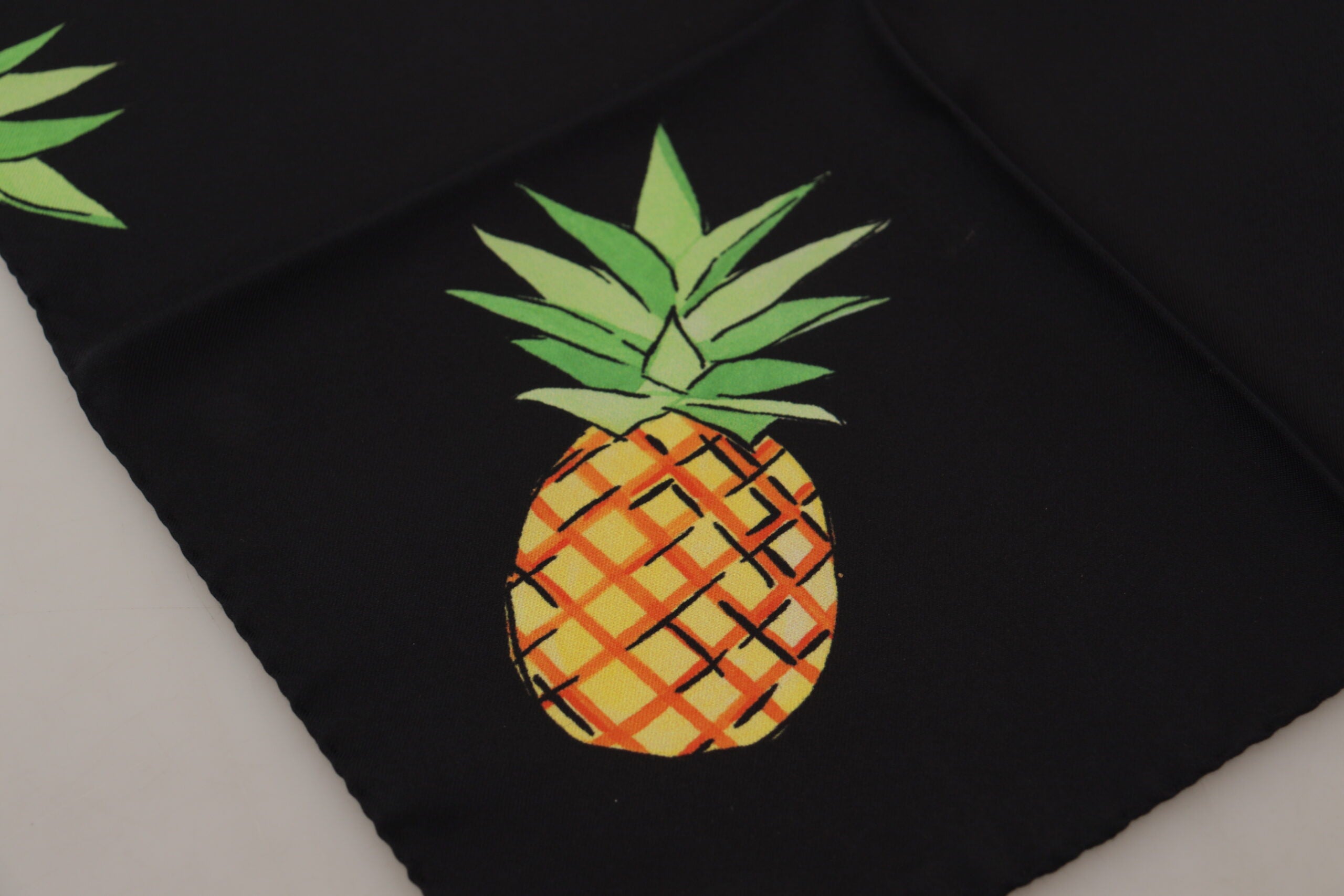 Black Pineapple Printed Square Handkerchief Scarf - ventzia