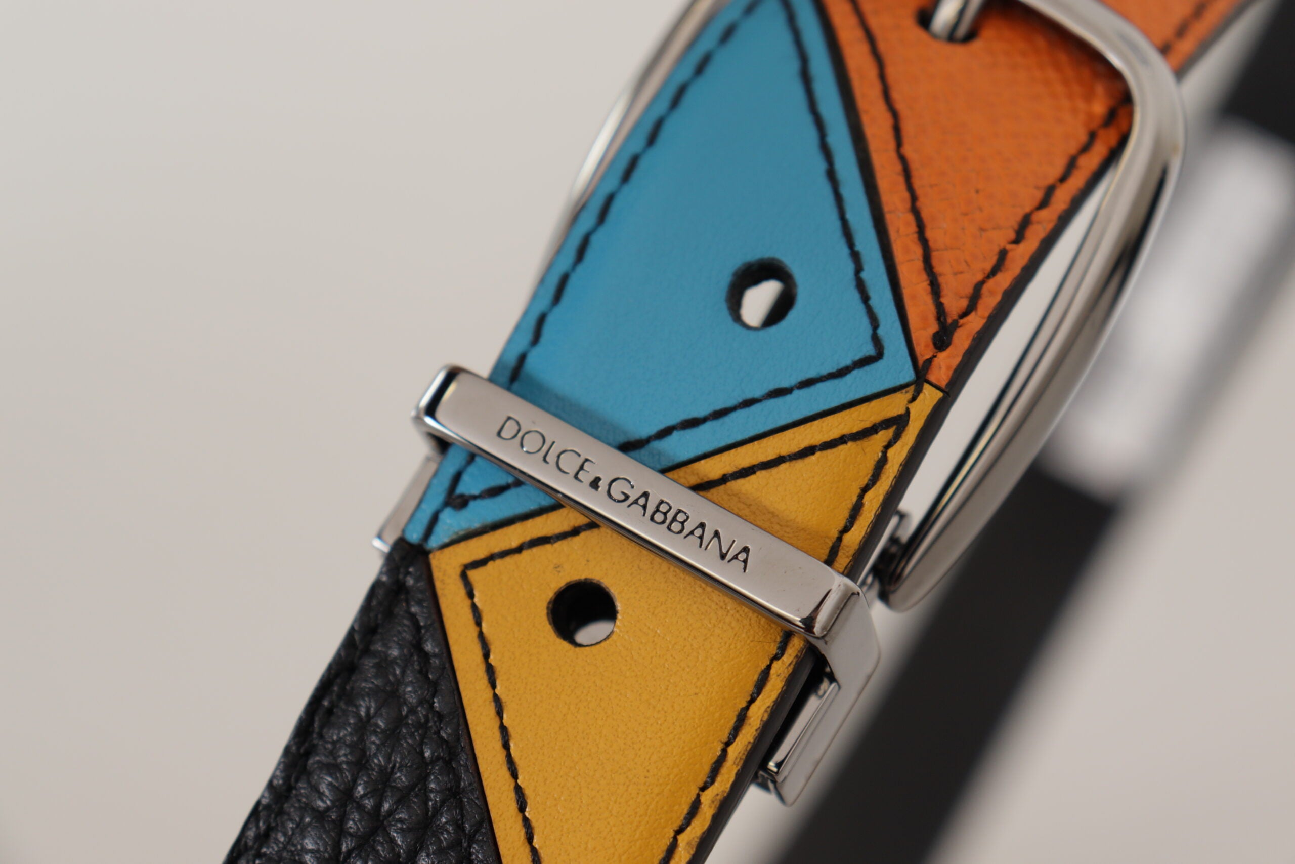Multicolor Leather Silver Tone Logo Buckle Belt - ventzia