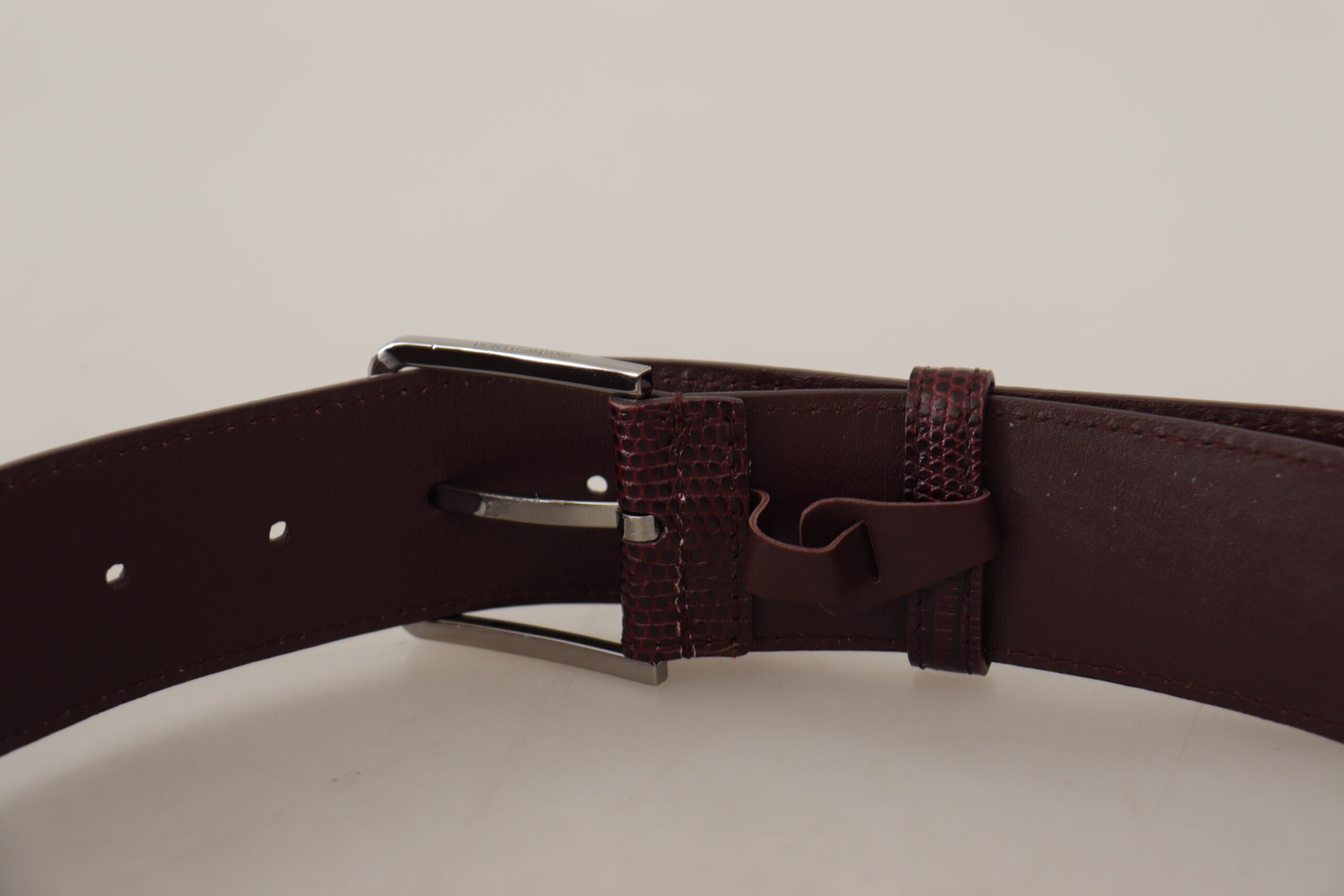 Maroon Calf Leather Wide Logo Engraved Buckle Belt - ventzia