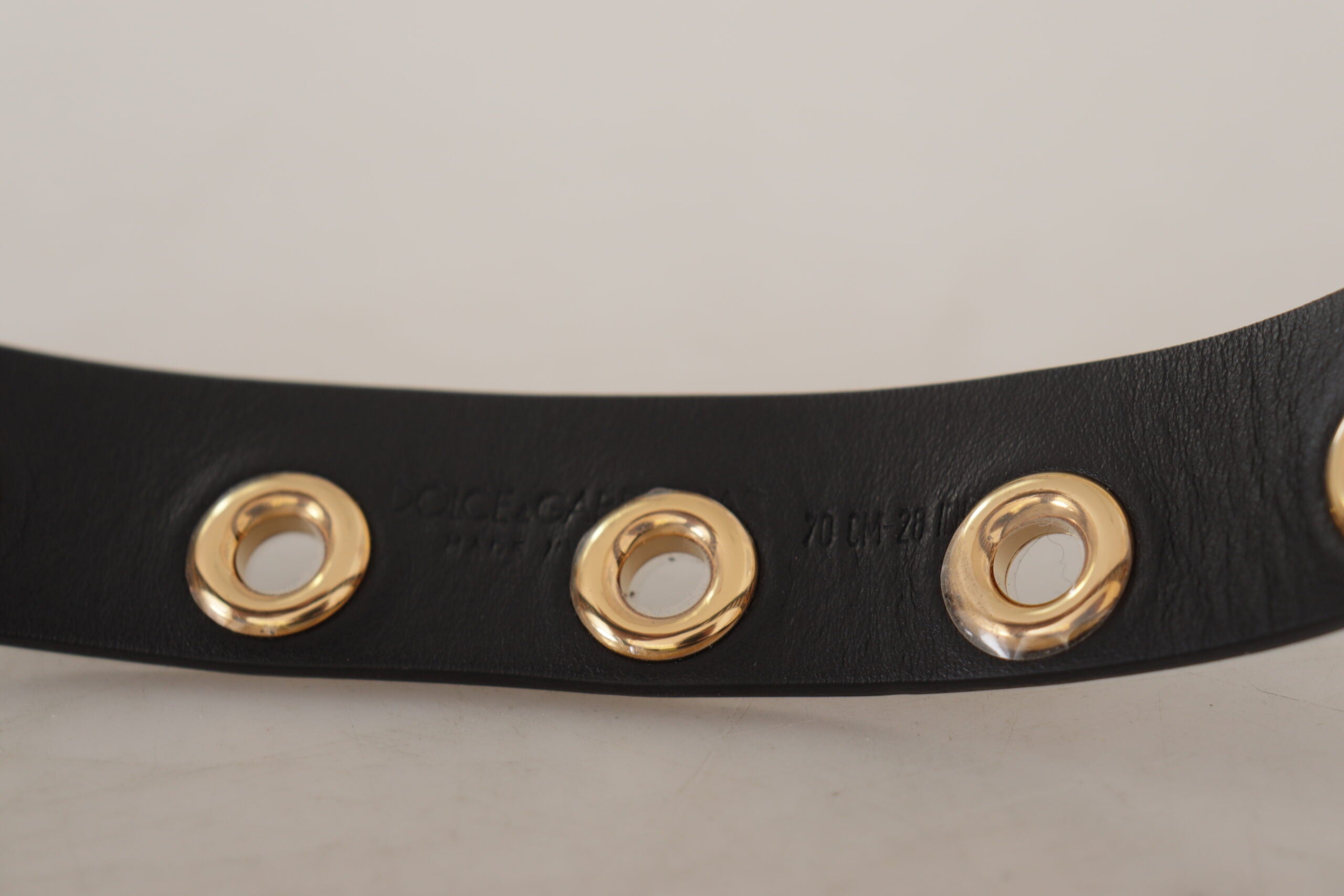 Black Leather Eyelet Silver Tone Metal Buckle Belt - ventzia
