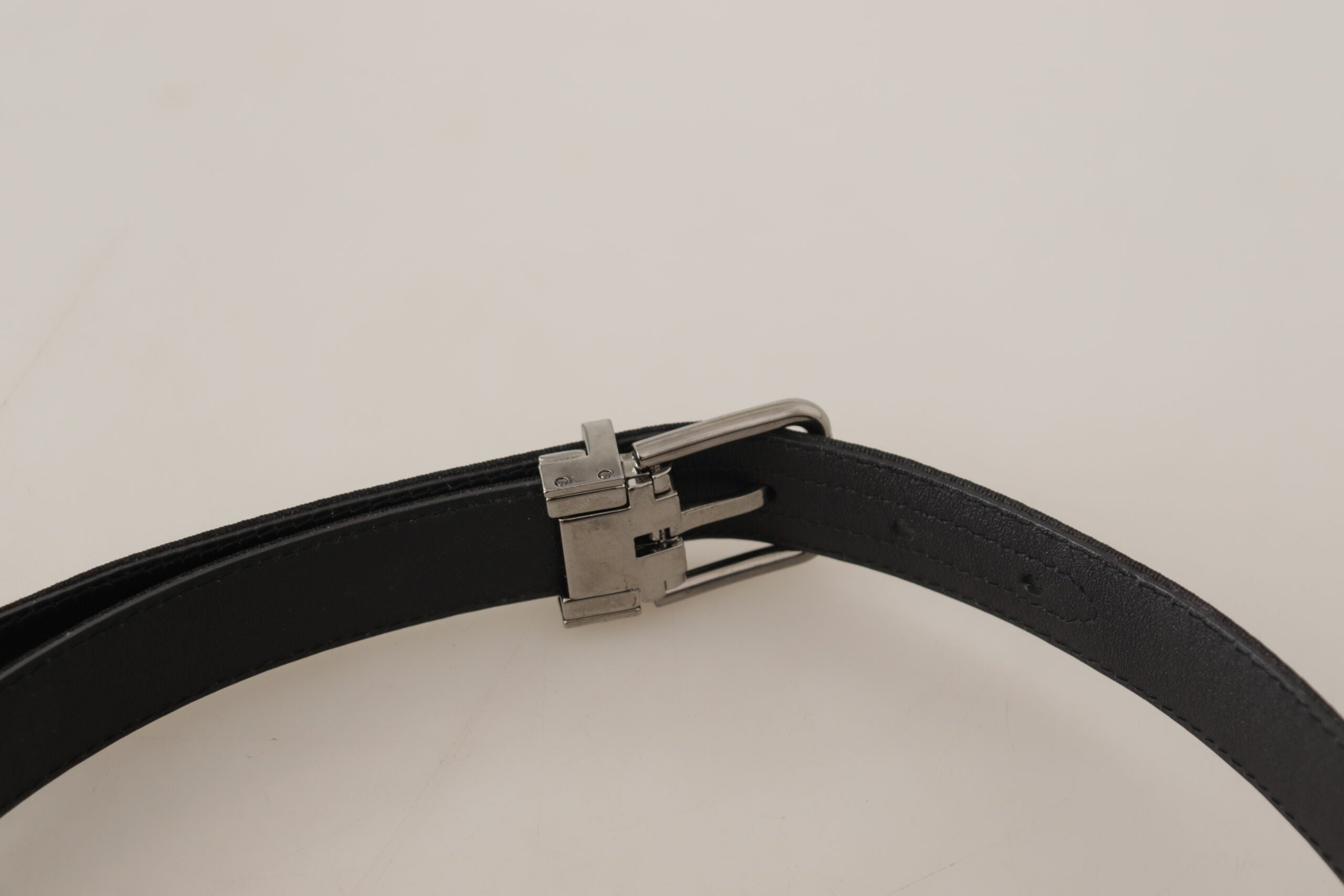 Black Canvas Leather Silver Tone Metal Buckle Belt - ventzia