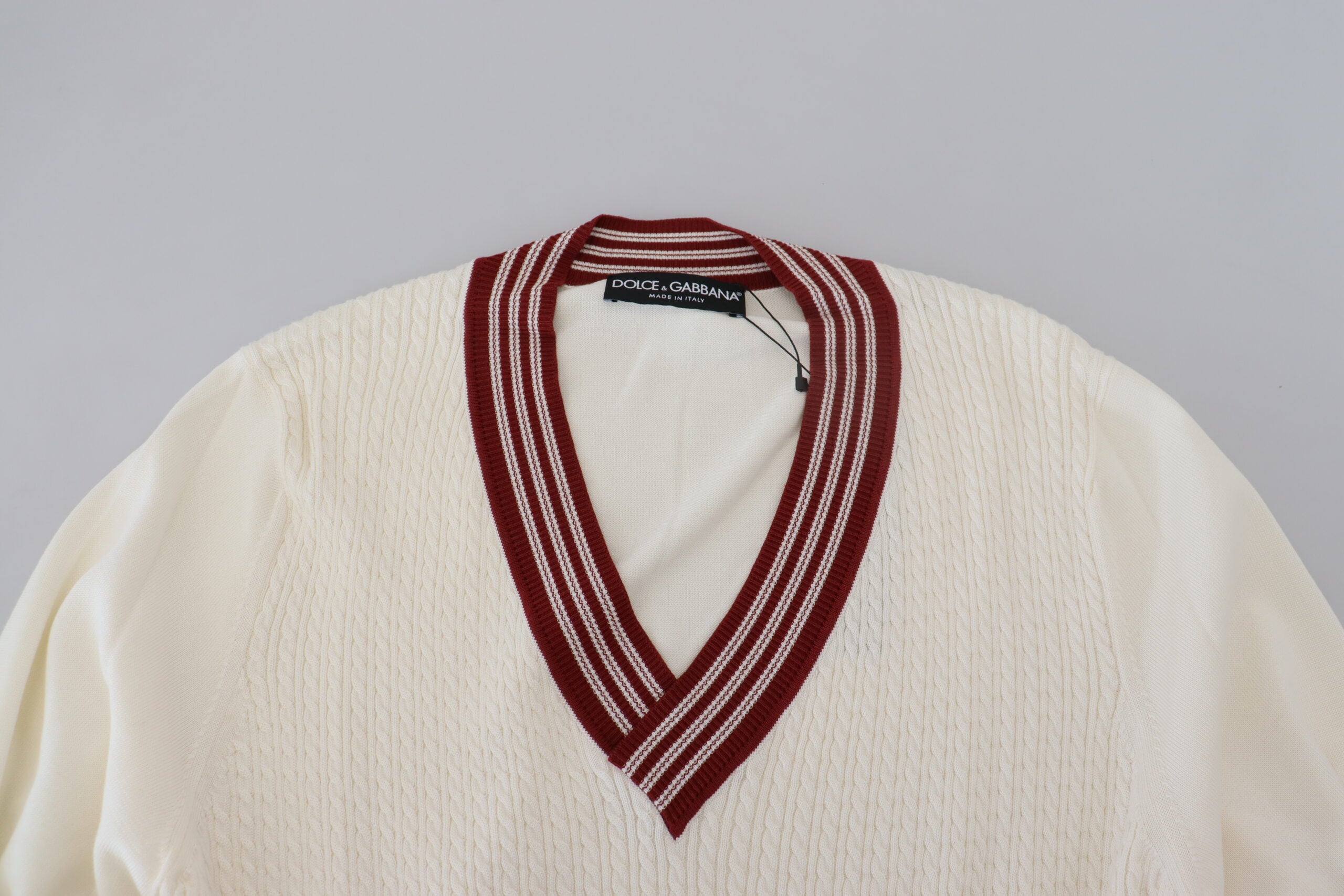 White Red Knitted V-neck Pullover Sweater - ventzia
