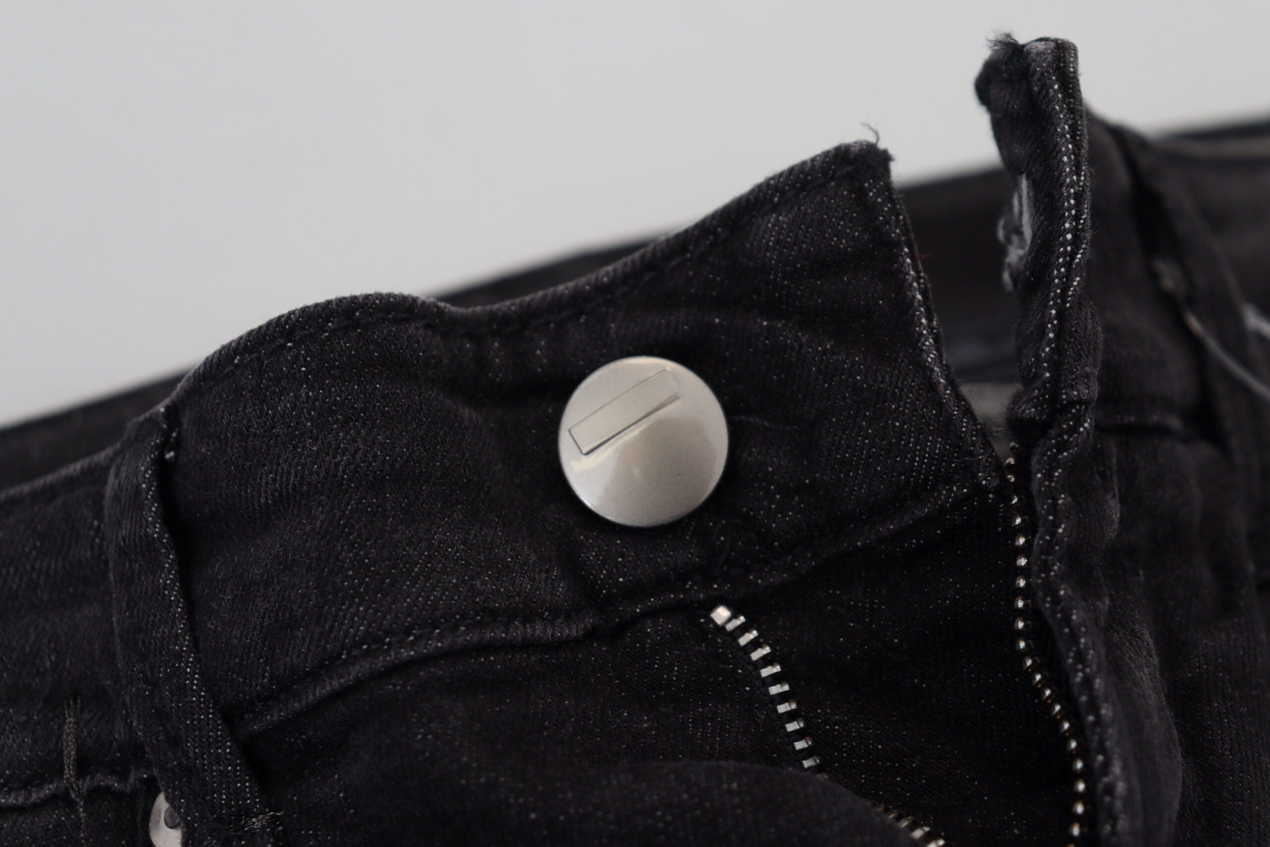 Black Cotton Low Waist Slim Fit Women Casual Denim Jeans - ventzia