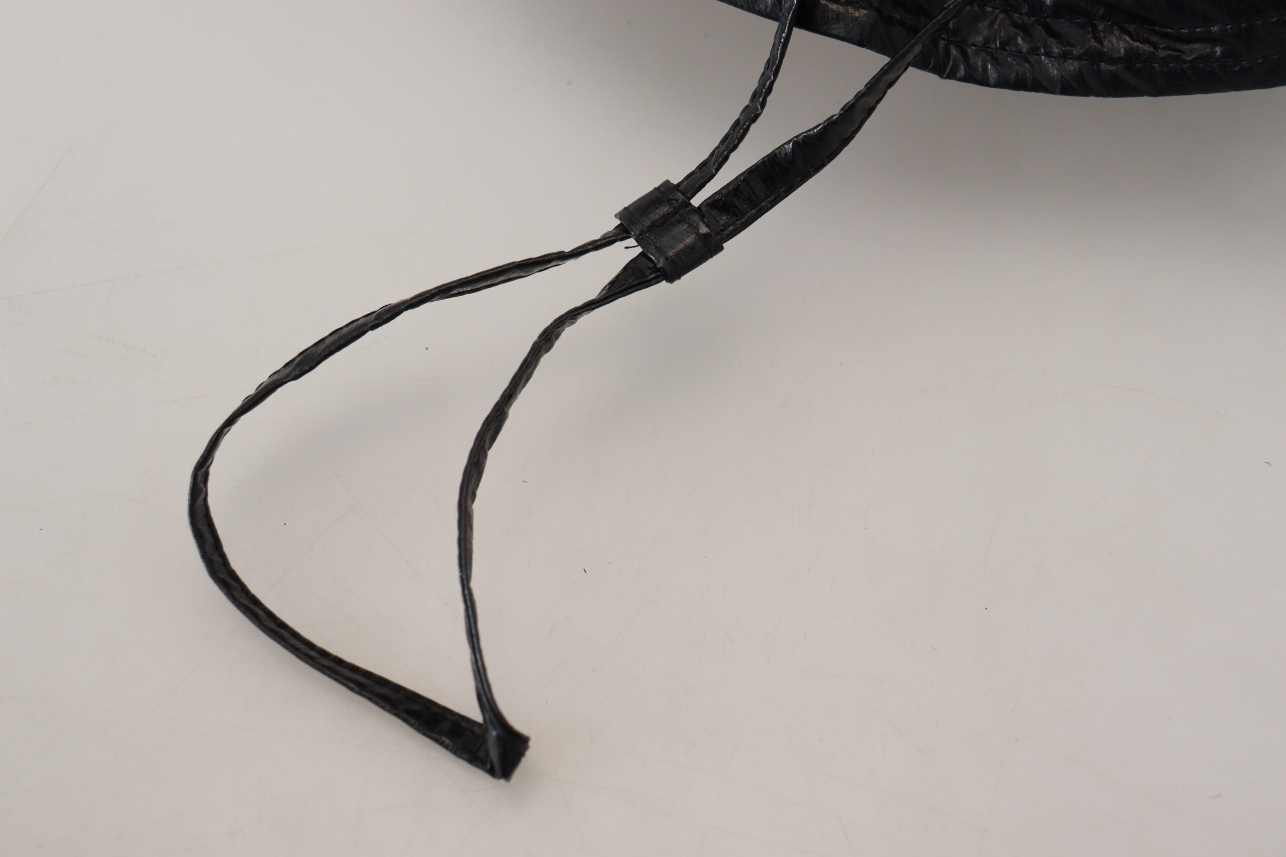 Black Quilted Faux Leather Women Bucket Cap Hat - ventzia