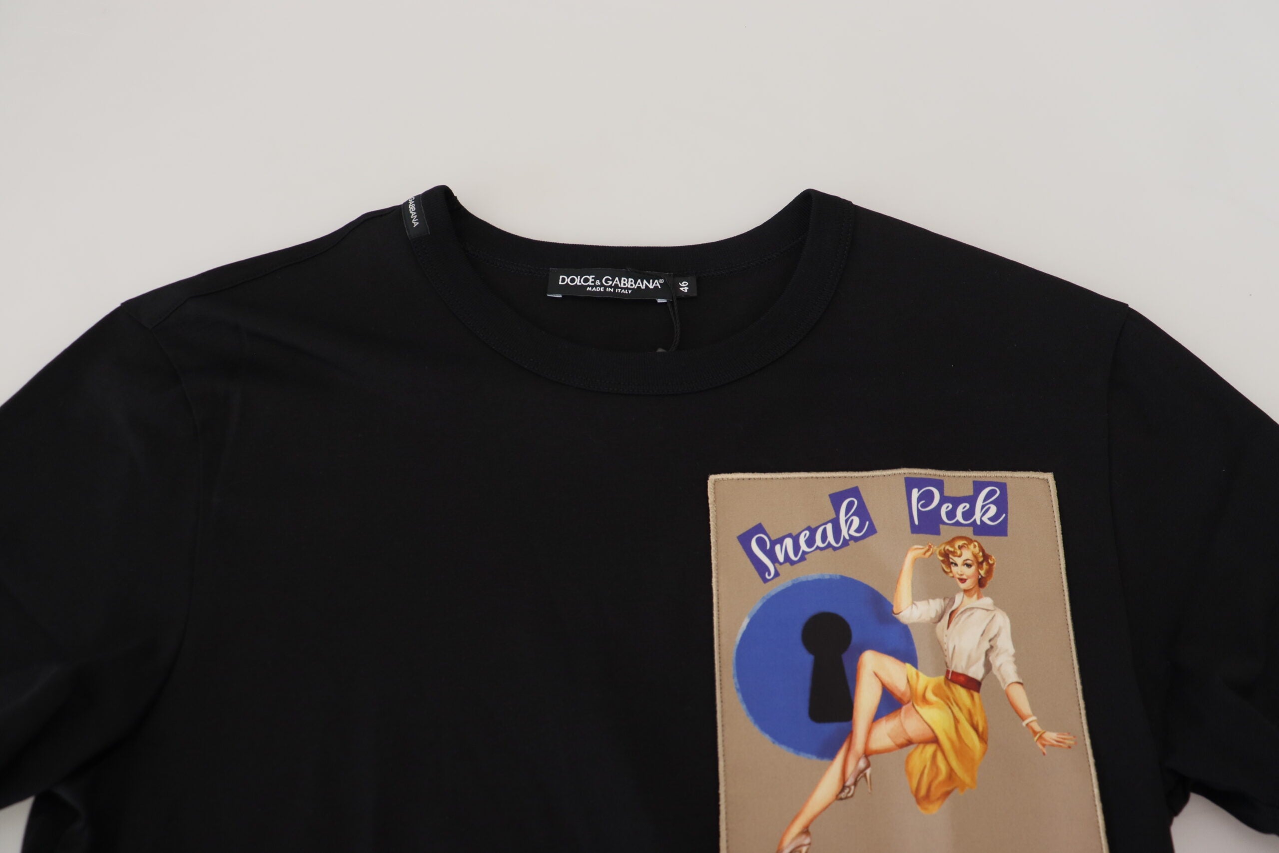 Black Sneak Peek Cotton Short Sleeve T-shirt - ventzia
