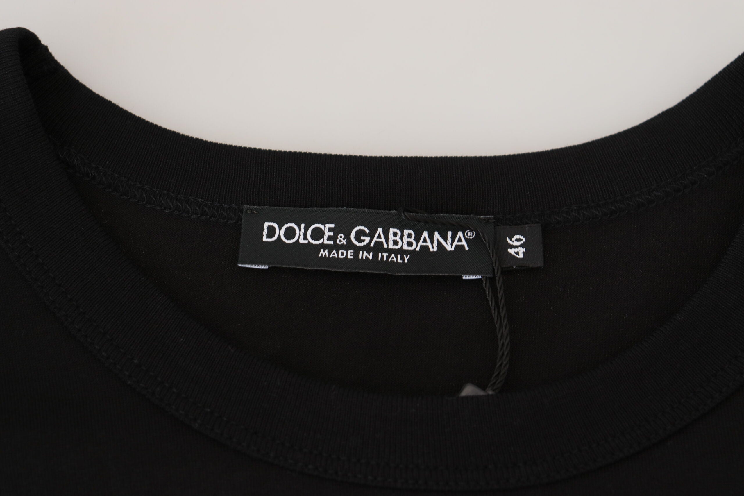 Black Sneak Peek Cotton Short Sleeve T-shirt - ventzia