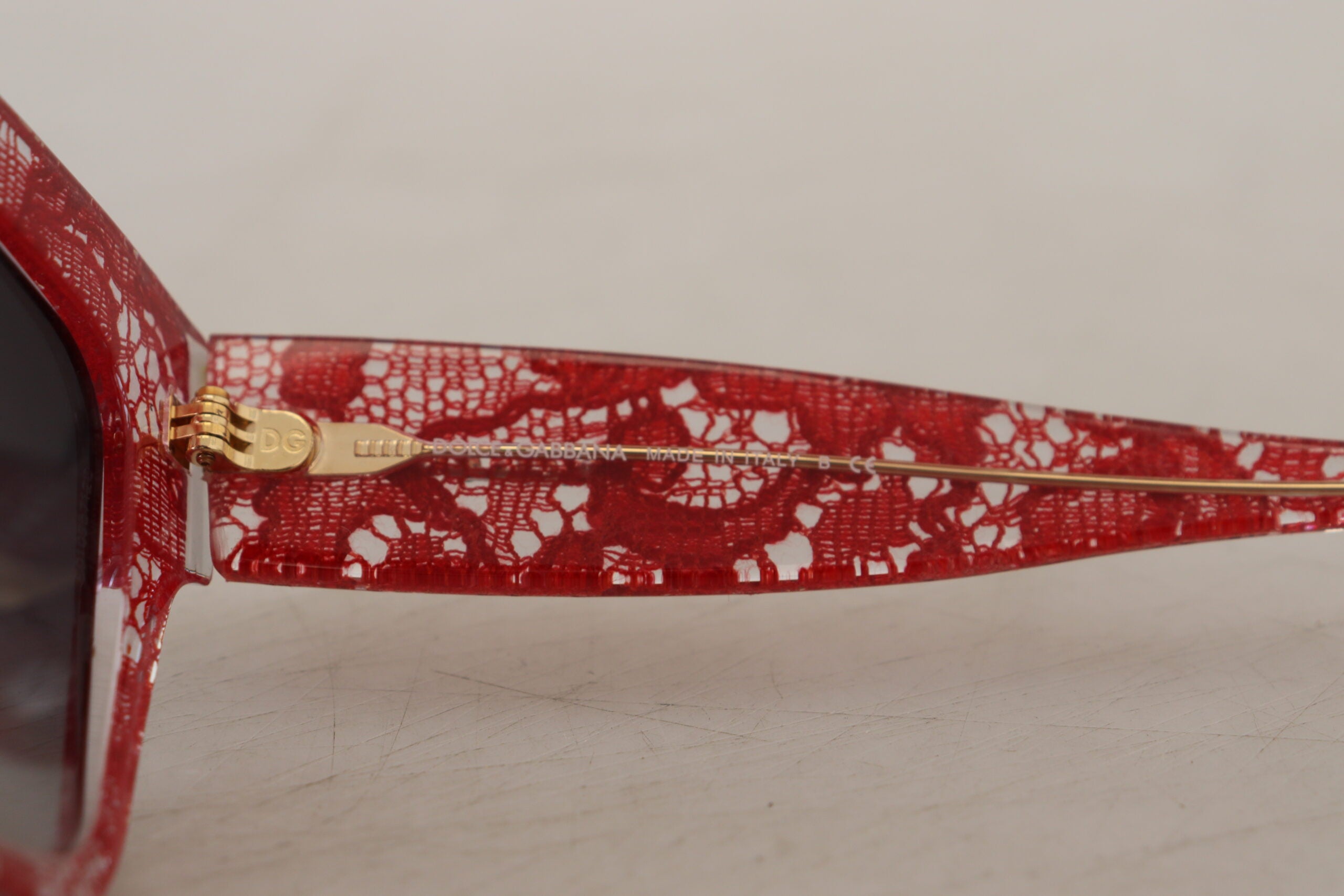 Red DG4231F Lace Acetate Rectangle Shades Sunglasses - ventzia