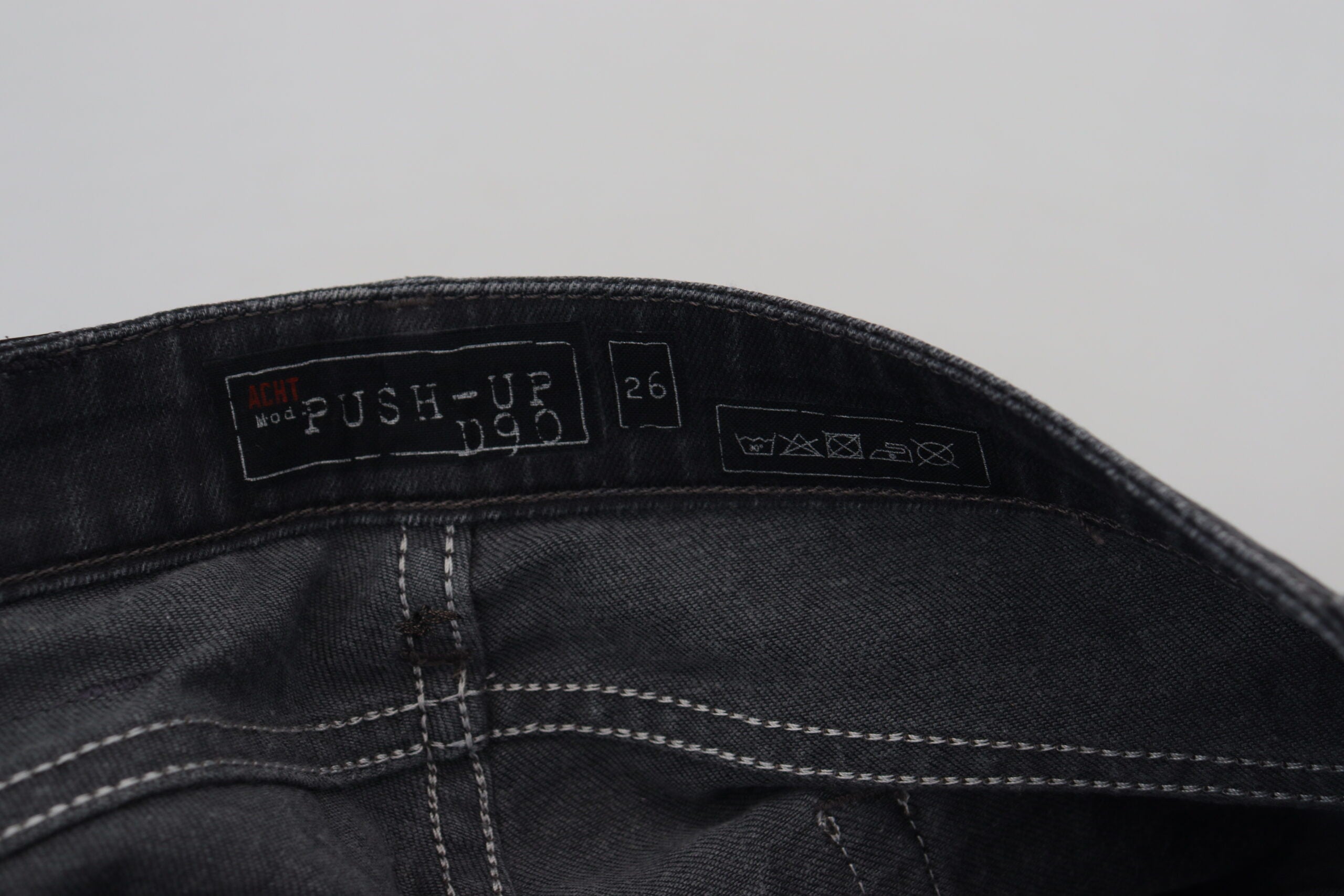 Black Washed Low Waist Slim Fit Cotton Denim Jeans - ventzia