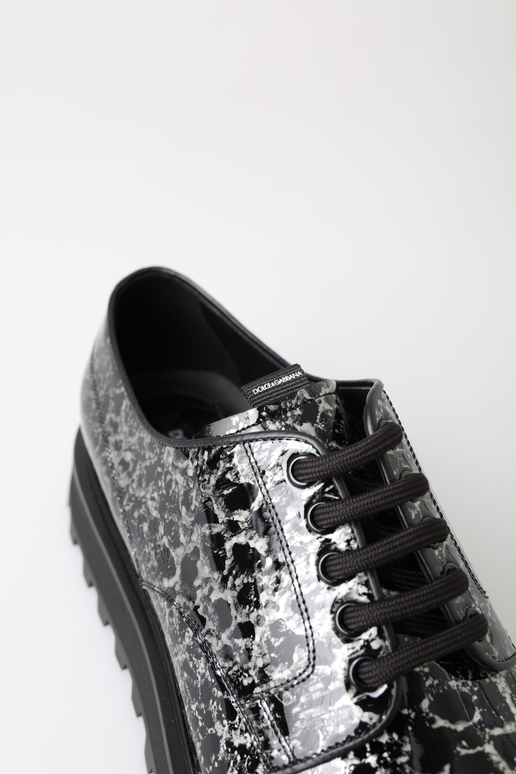 Black White Derby Patent Leather Shoes - ventzia