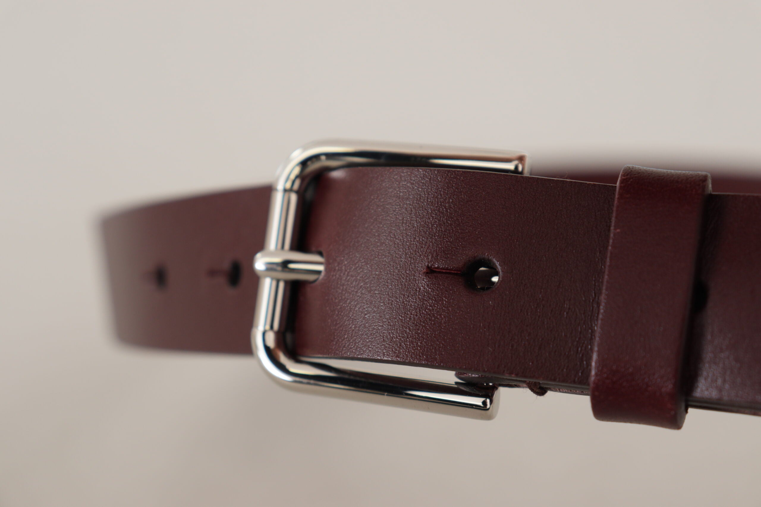 Maroon Calf Leather Silver Tone Metal Buckle Belt - ventzia