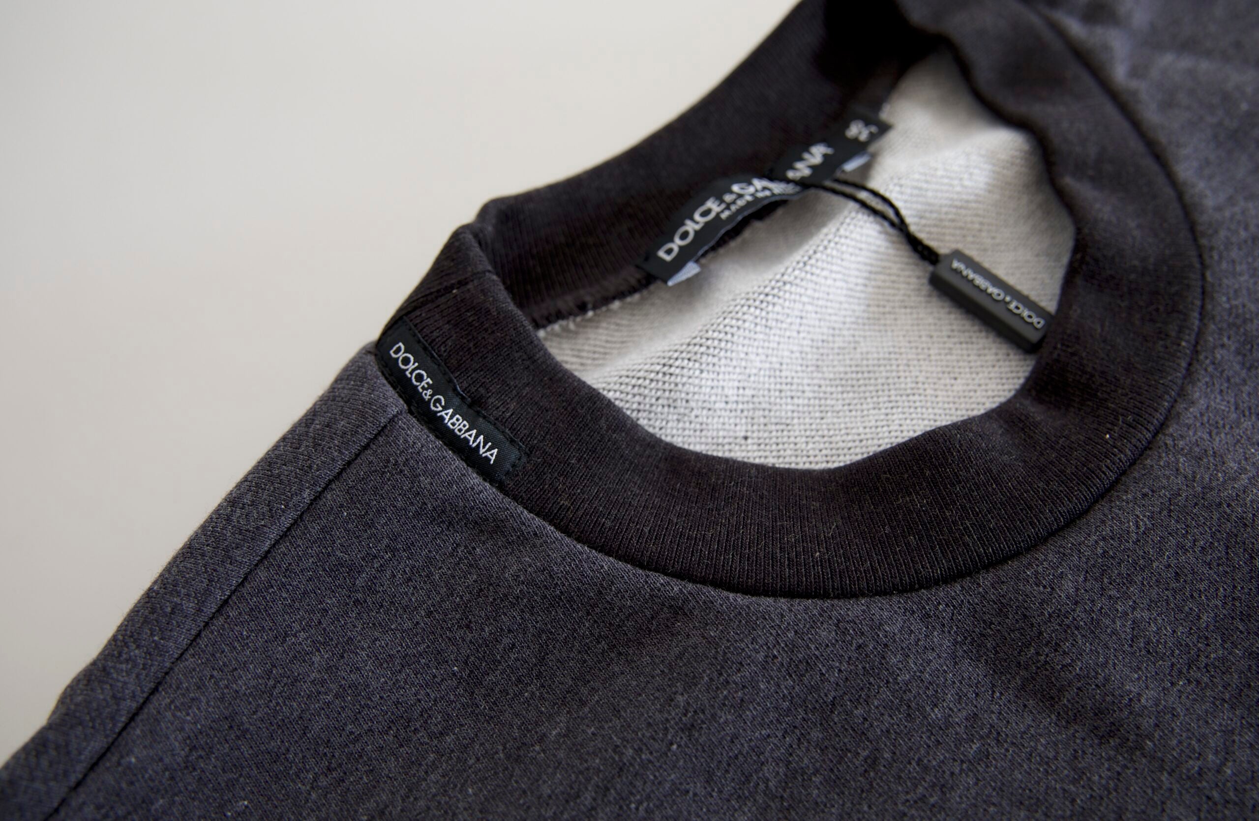 Dark Gray Cotton Crew Neck Pullover Sweater - ventzia