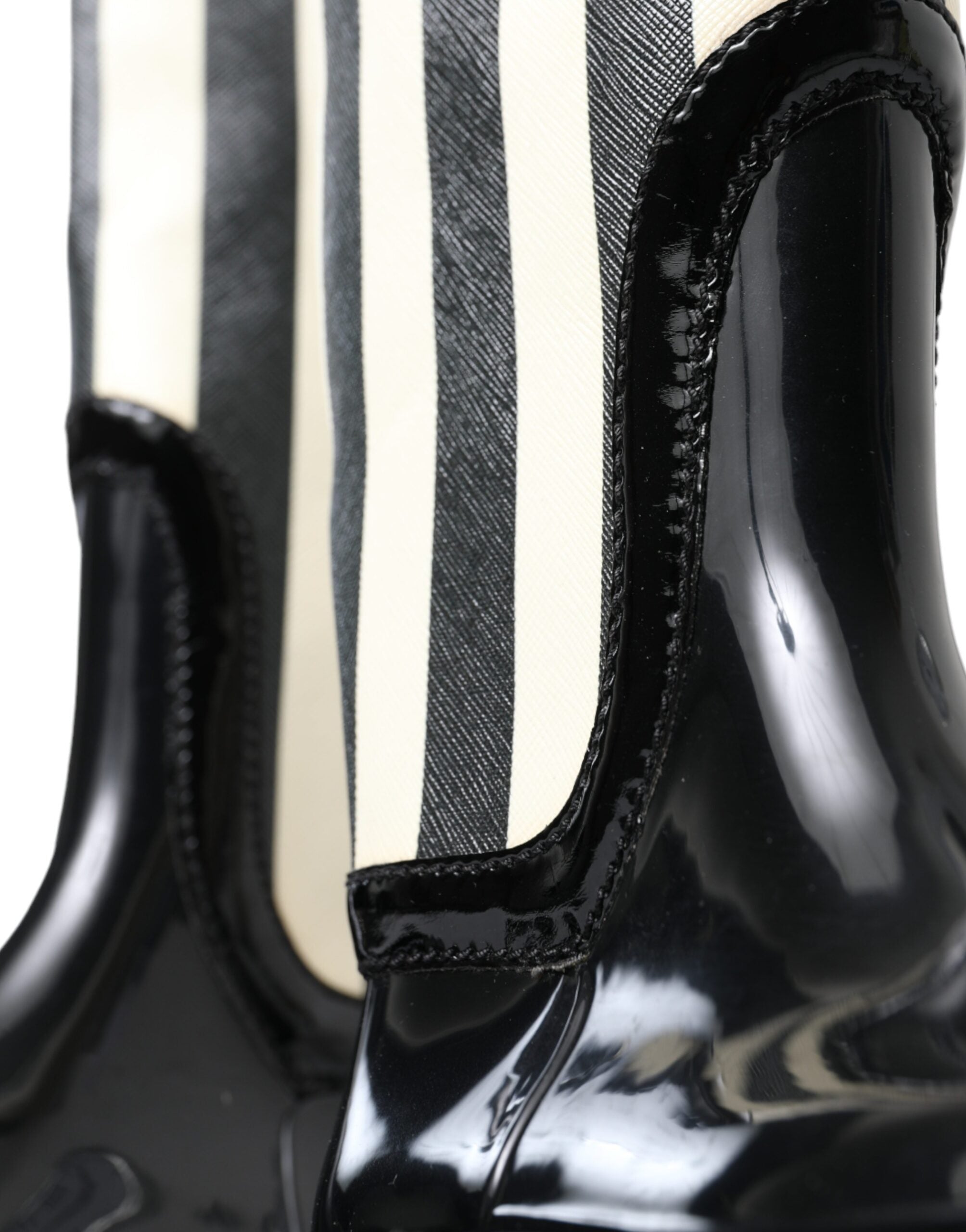 Black Rubber Knee High Flat Boots Shoes - ventzia