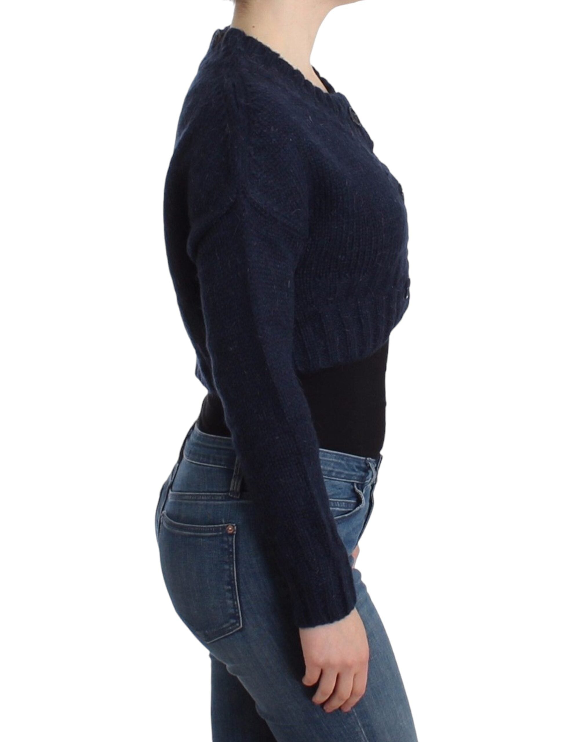 Chic Cropped Blue Cardigan - ventzia