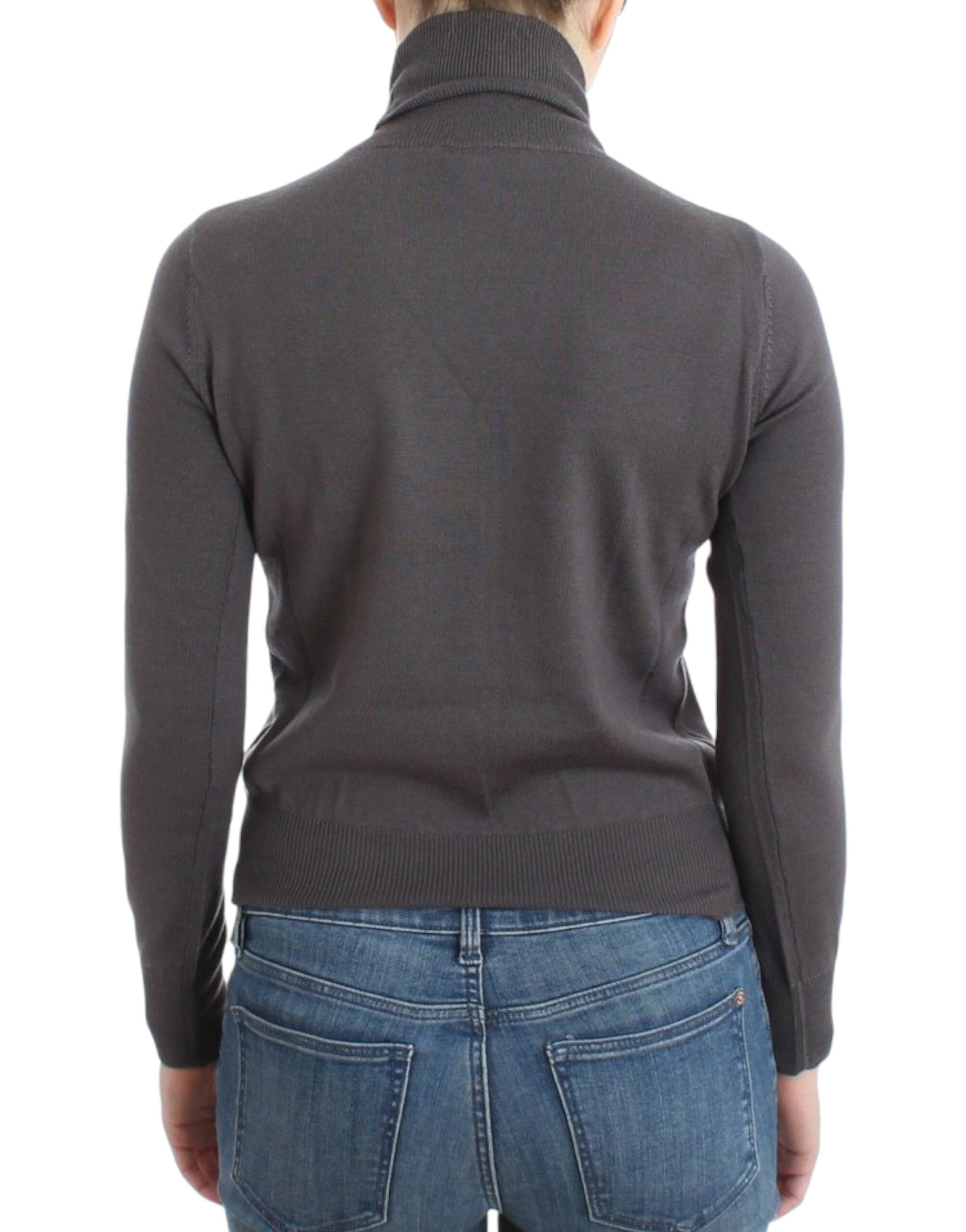 Elegant Virgin Wool Turtleneck Sweater - ventzia